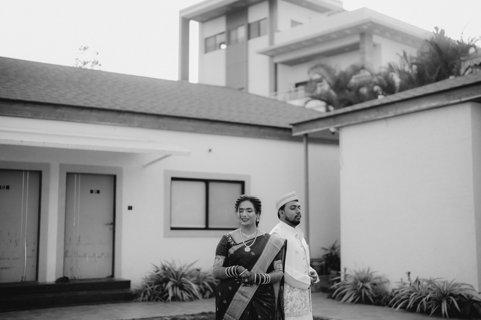 Mayuresh & Harshala. Promise in Pixels — Candid Wedding Photographer & Cinematographer in Mumbai, India