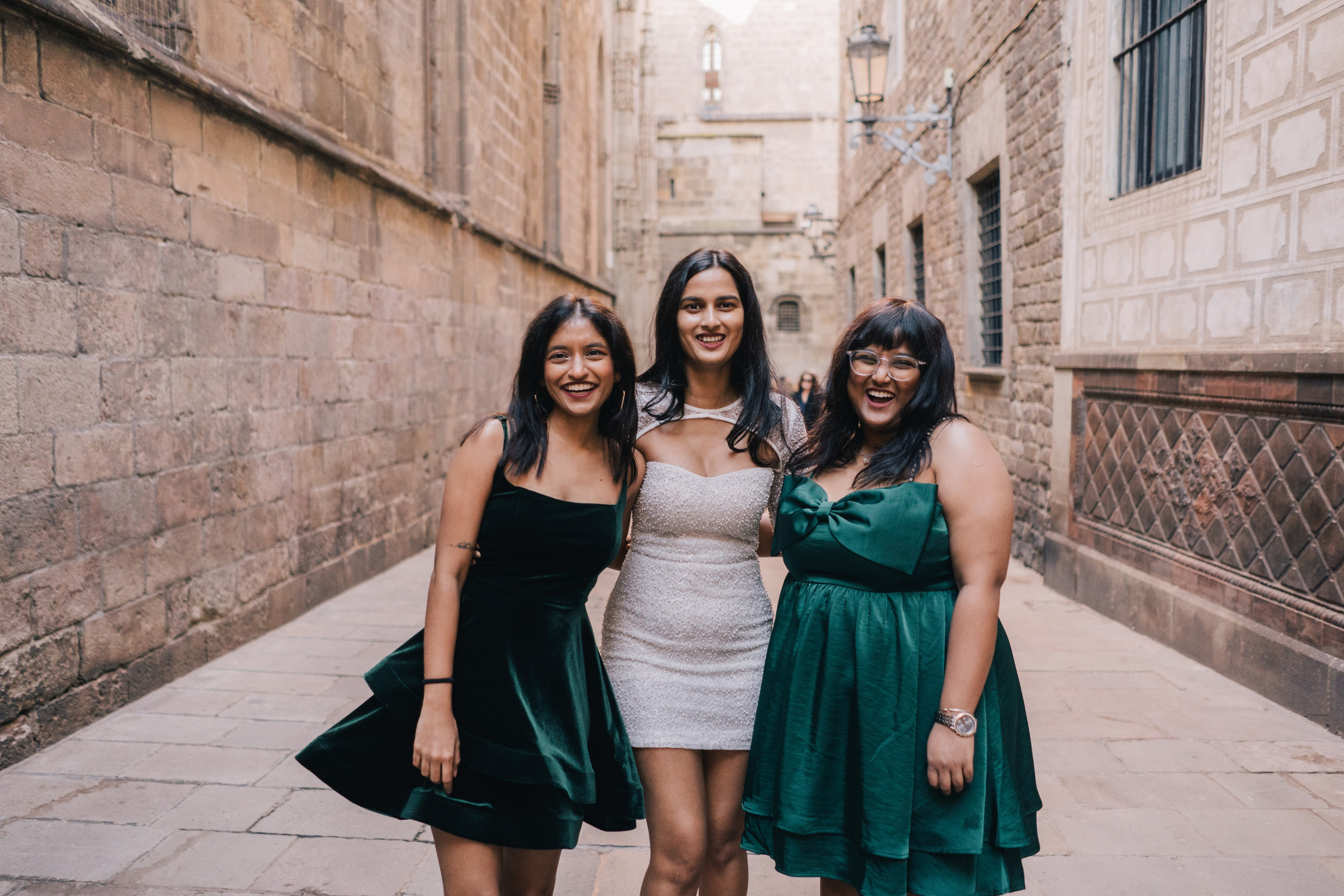 Girls in BCN. Photographer Kristina Dorina