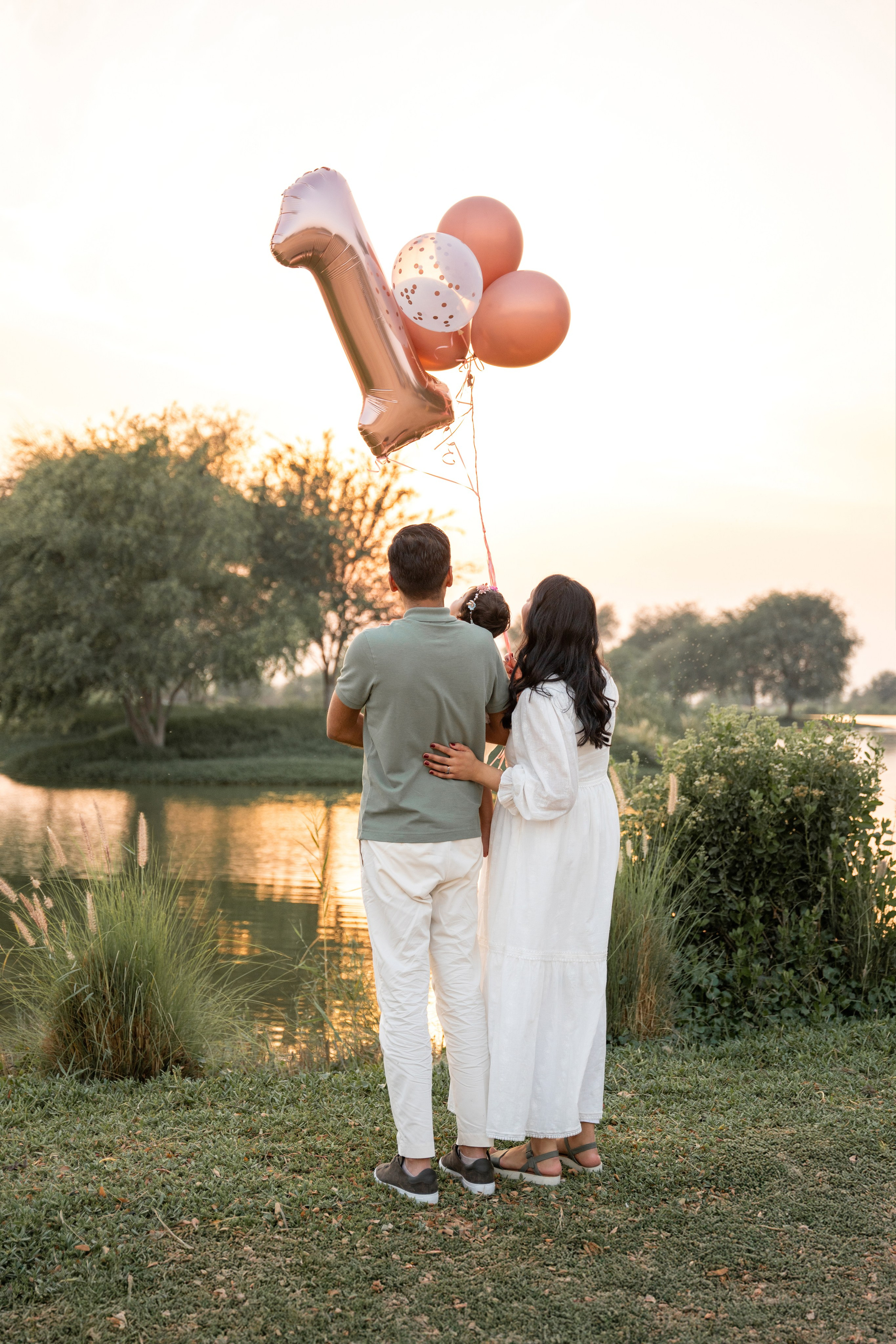 Cake smash and happy time. Angela Iakovleva — Family Photographer in Dubai