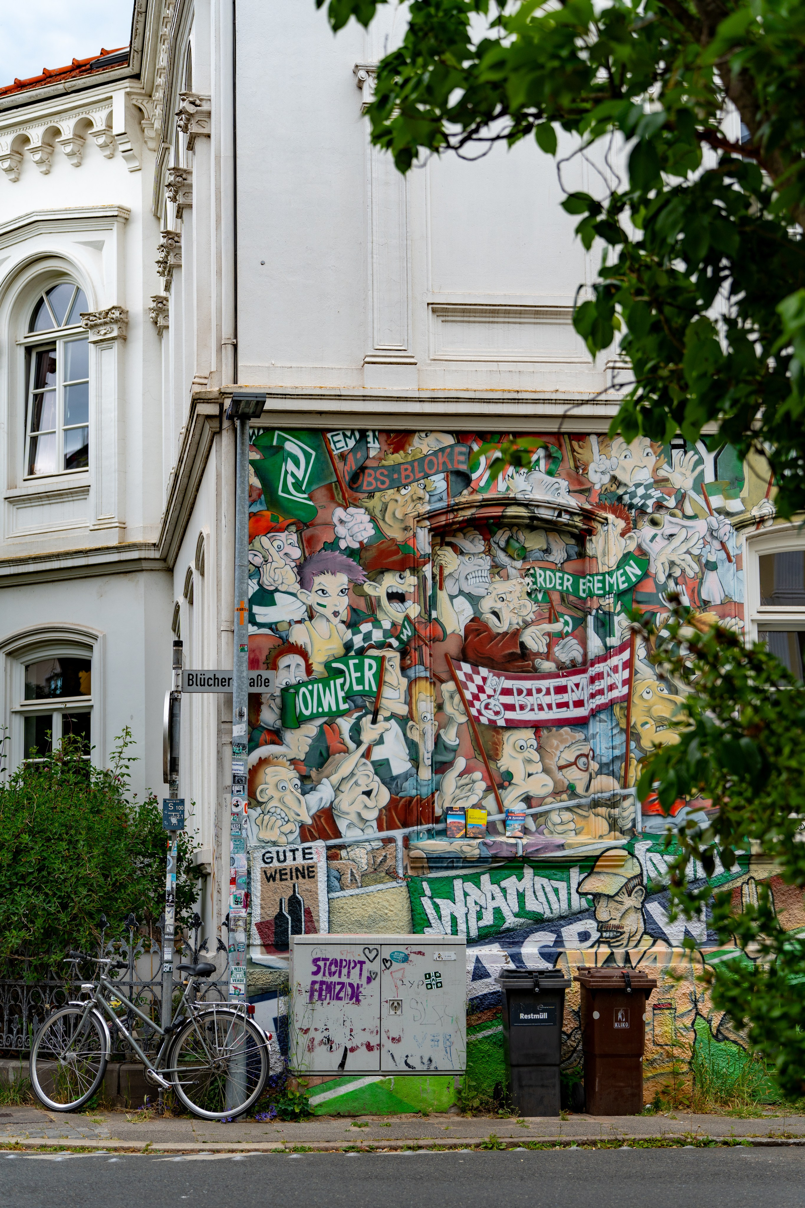 A little bit of street in Bremen #1. URBANSTREETFILES.ART