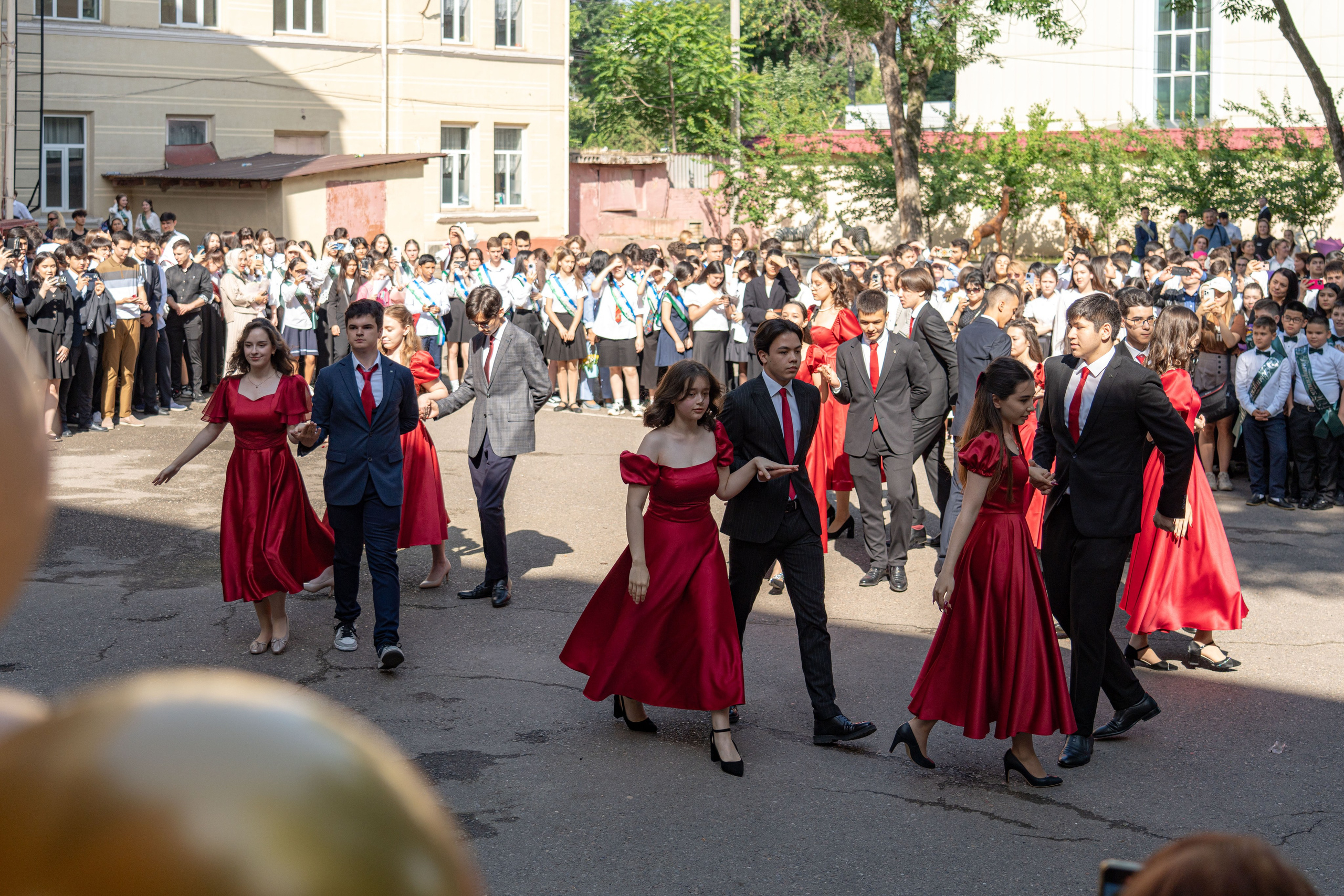 «Последний звонок» в школах Ташкента. Георгий Намазов | Фотограф в Ташкенте