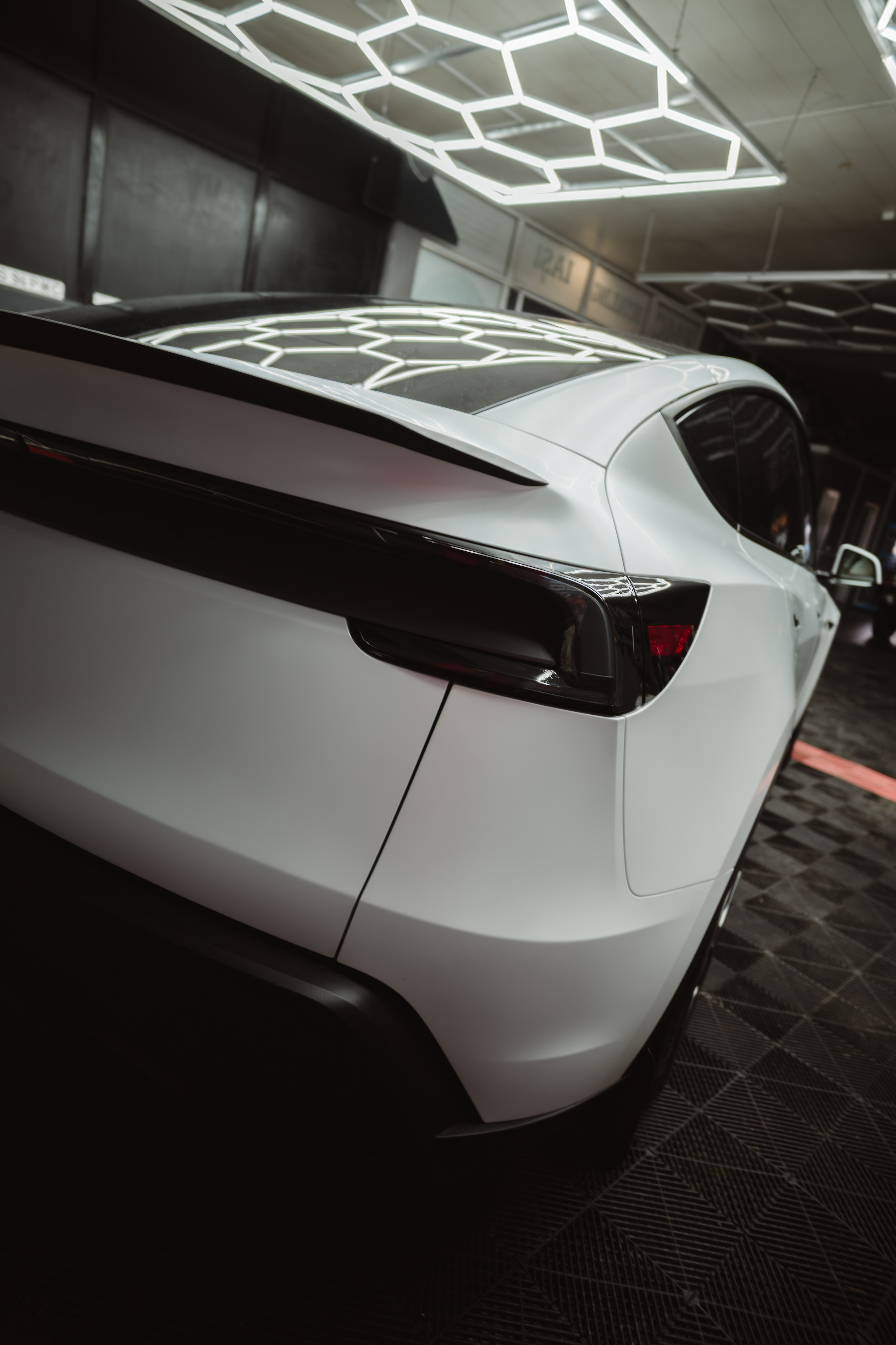 Tesla Model Y (PMC Detailing). Adrian Visovan - Fotograf Iasi