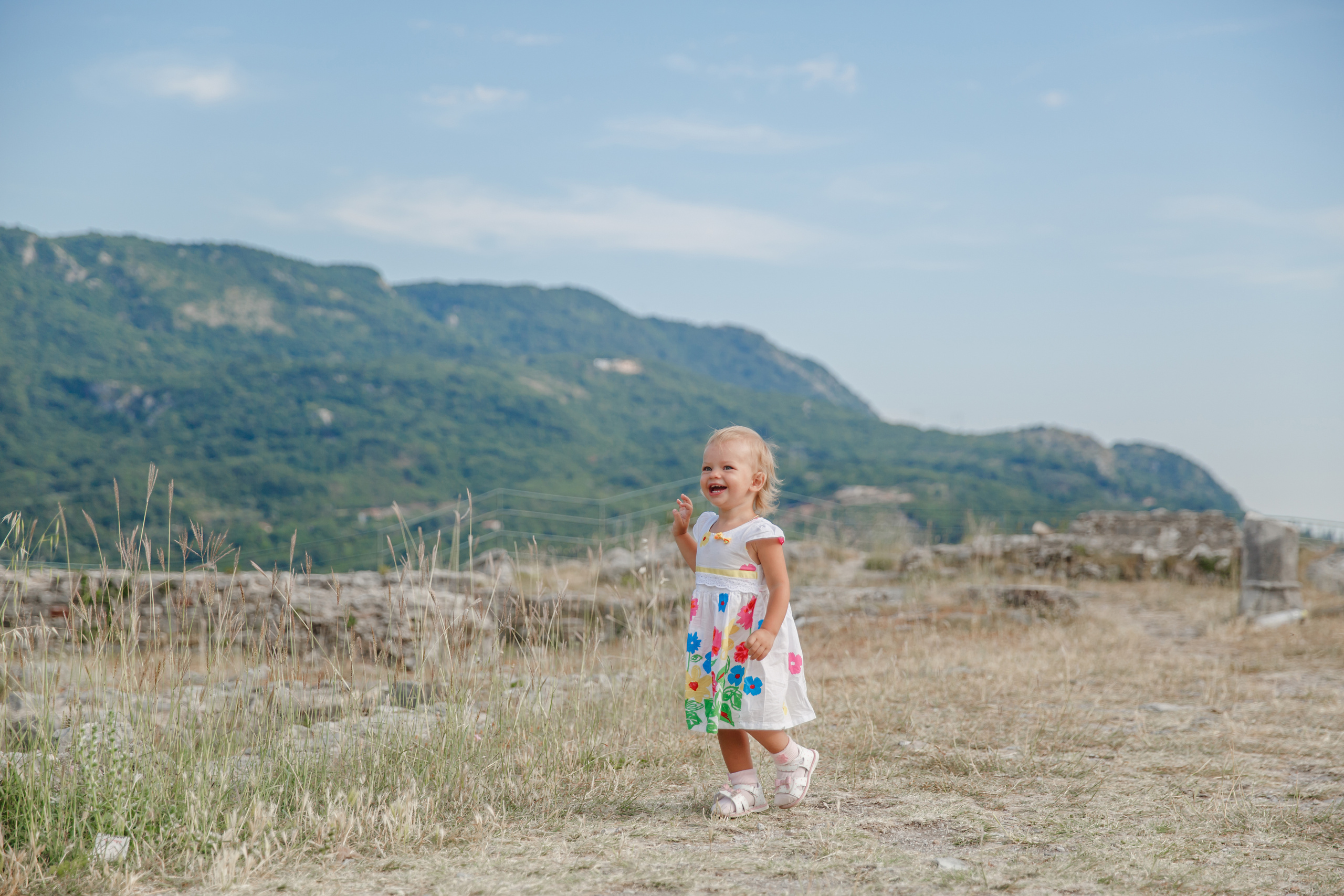 Семейная фотосессия в Черногории в старом городе Будвы