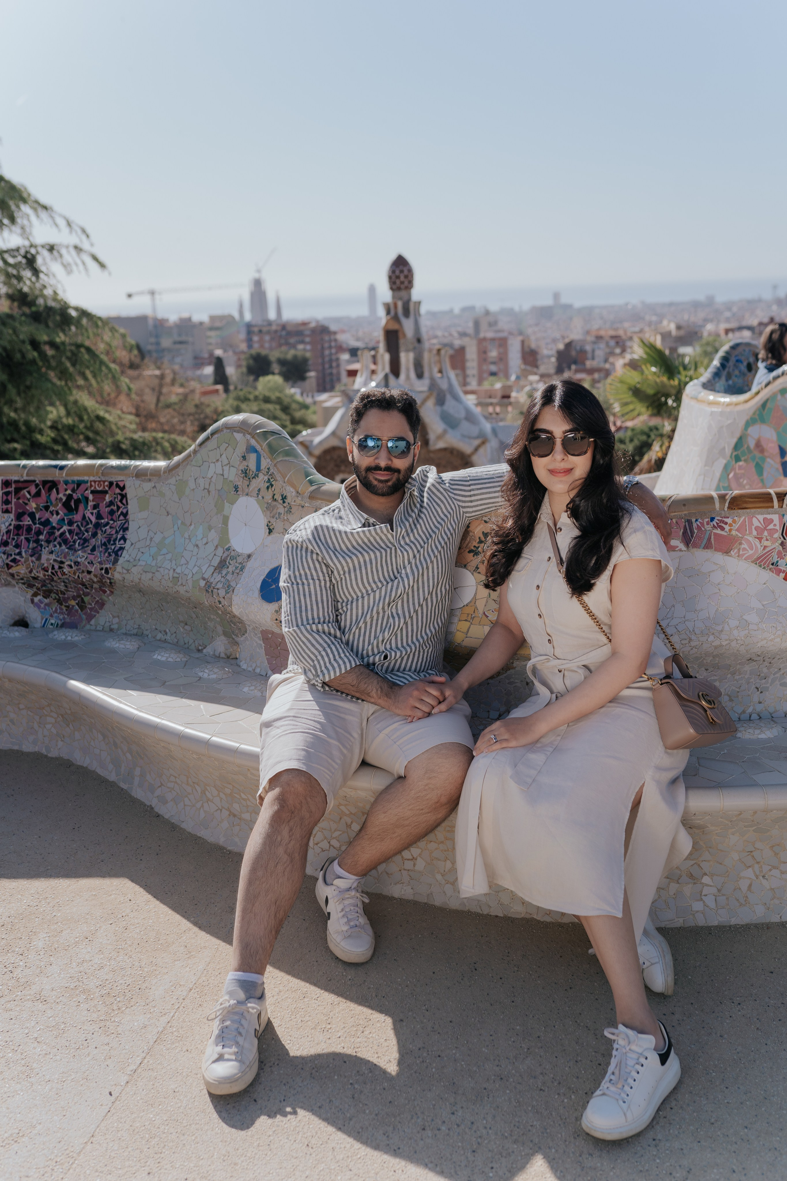 What to Wear for a Summer Family Photoshoot in Barcelona. DiaFoto — Wow Photographer in Barcelona | Premium Barcelona Photoshoot Experience