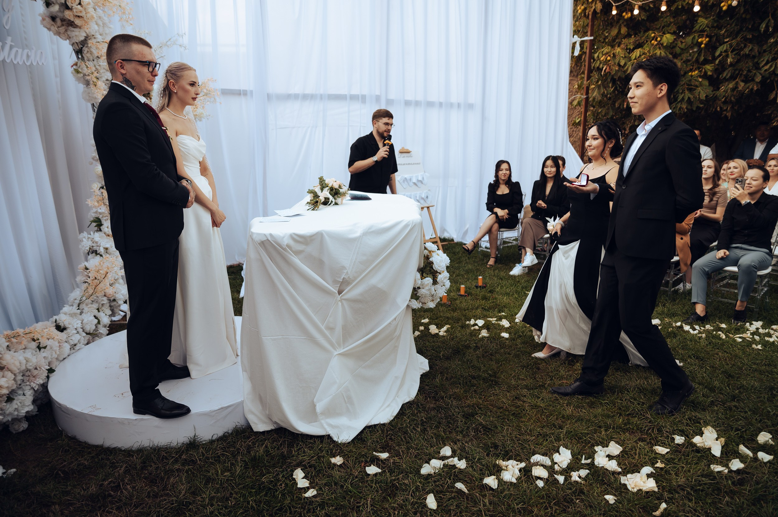 Алексей & Анастасия. Фотограф в Бишкеке Андрей Кавешников