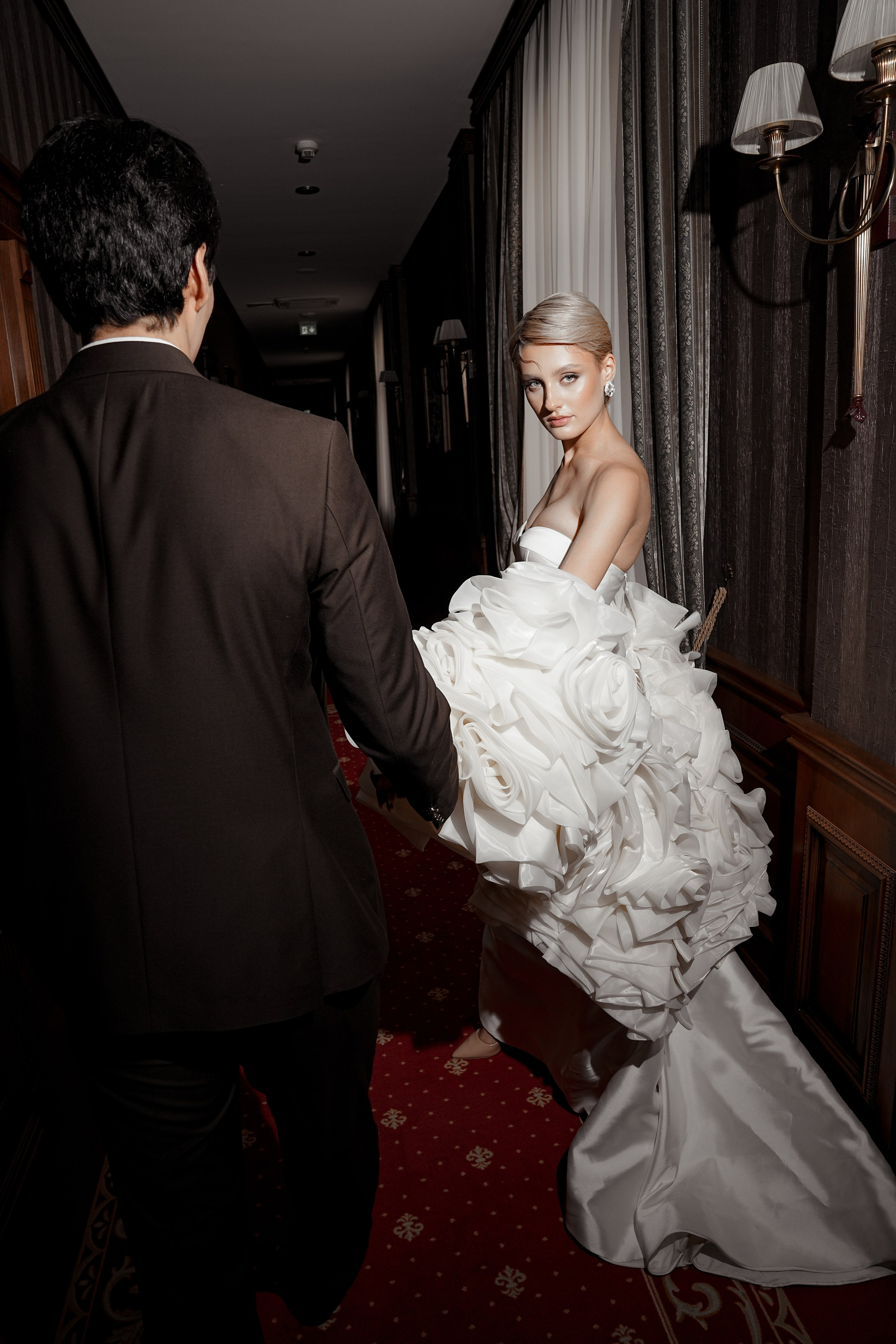 Николь Амир