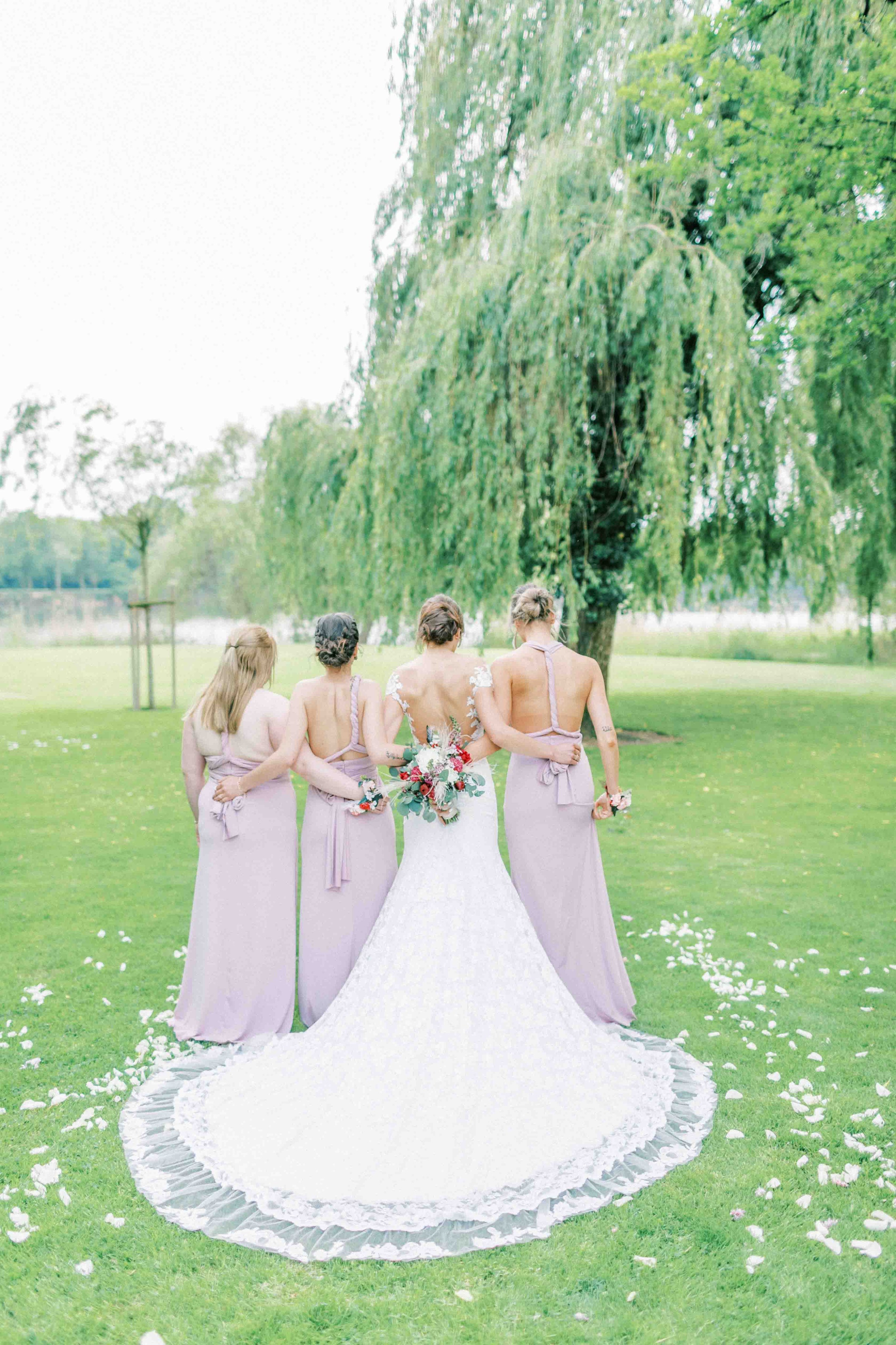 landhaus am see garbsen hochzeit braut mit ihren brautjungfern