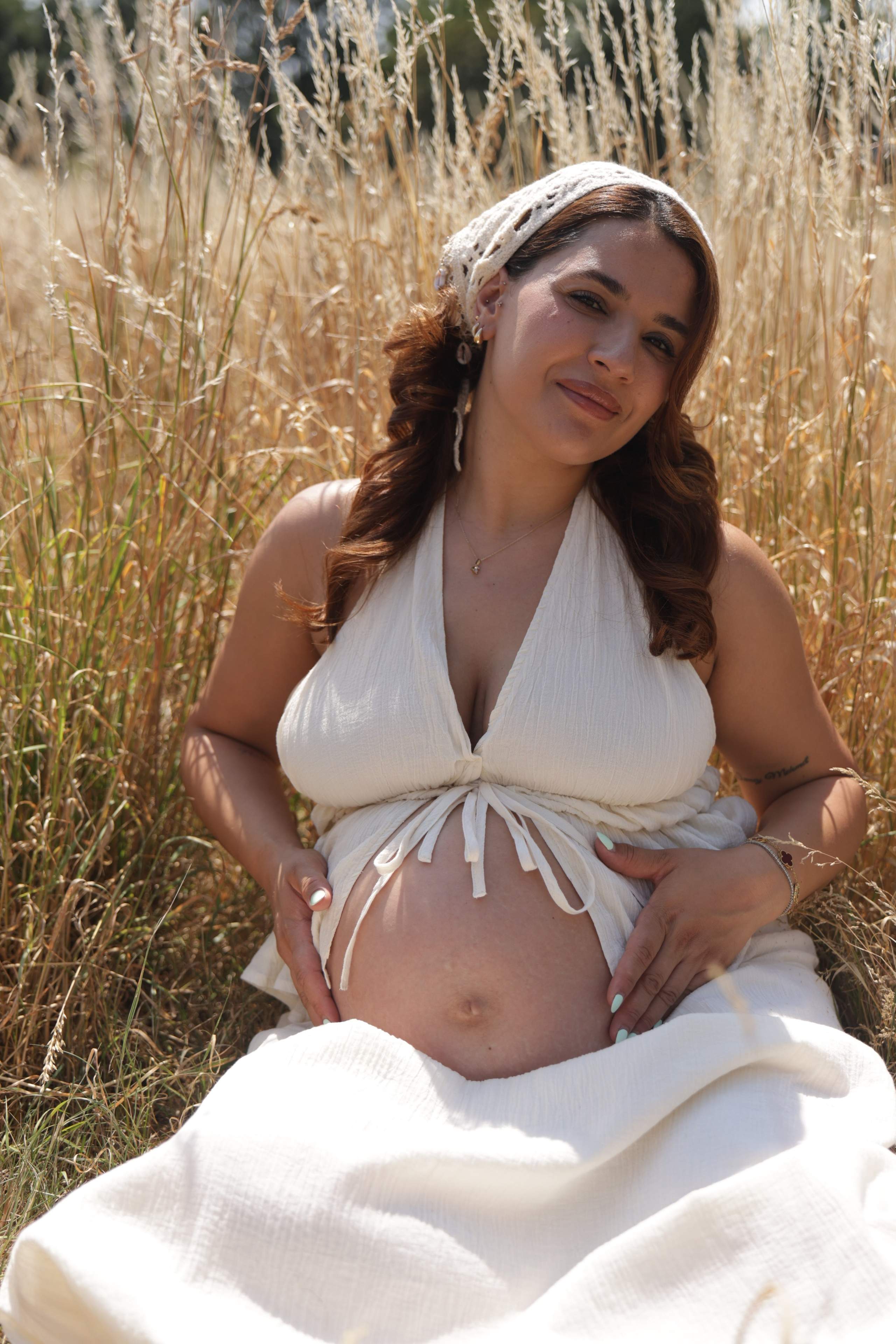 Newborn & Maternity. Egg Theory Studio London creative studio capturing cinematic portraits, brands, families & timeless storytelling
