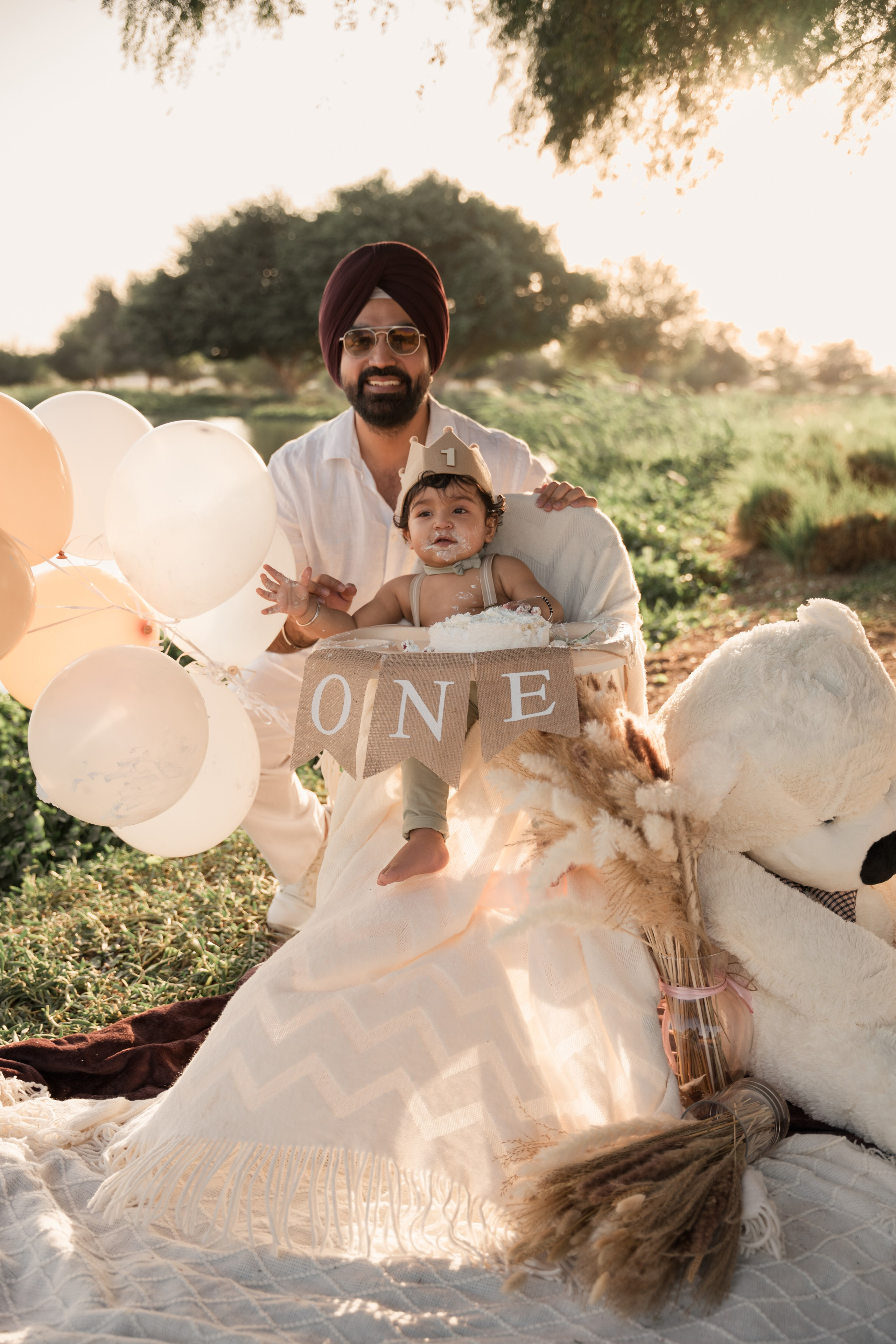 Cake smash. Angela Iakovleva — Family Photographer in Dubai