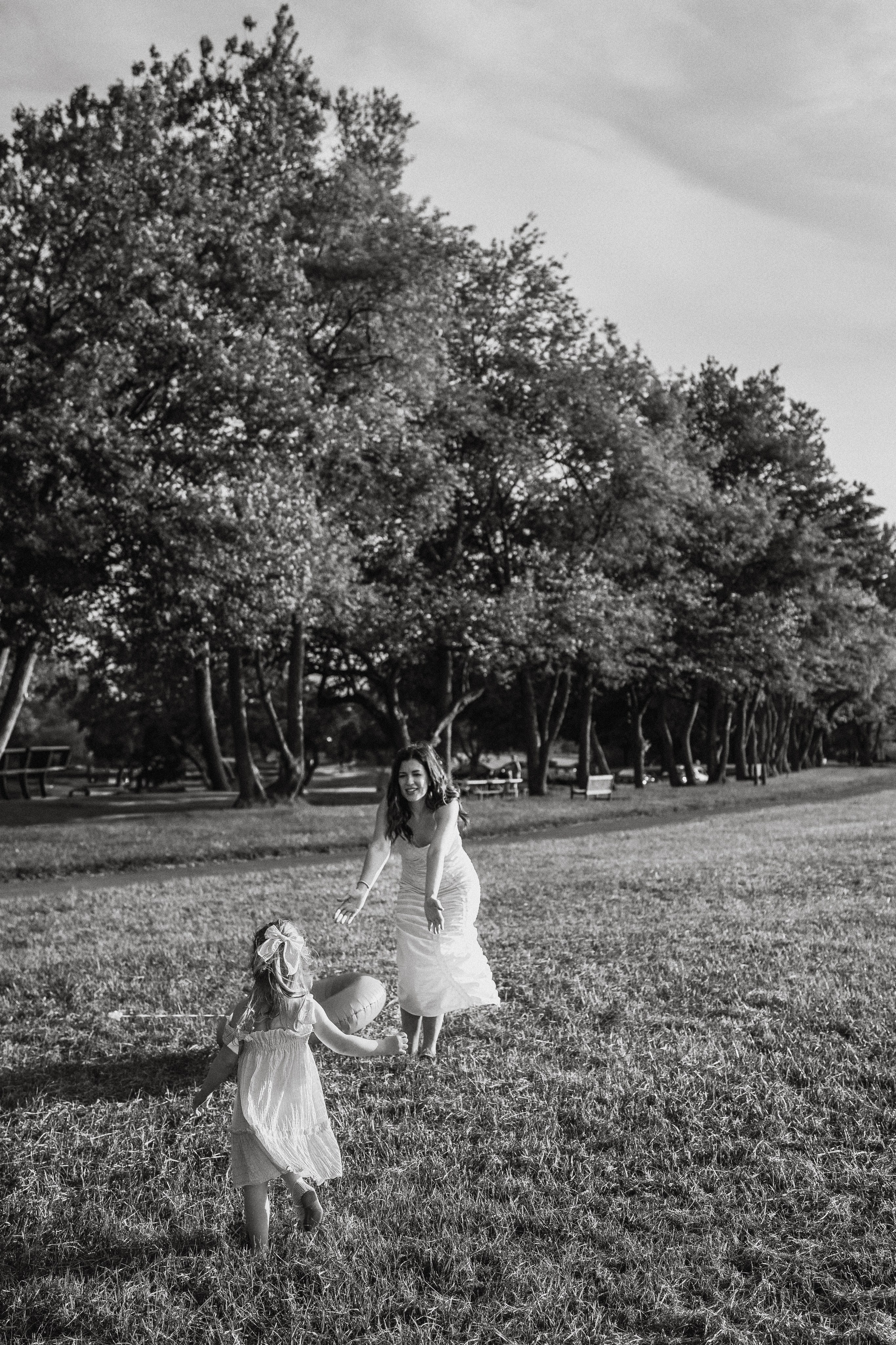 Toddler Photography Session – Outdoor Fun & Playful Moments. Alisa Tant — Family and newborn photographer Bucks County, Montgomery county, Philadelphia, NJ
