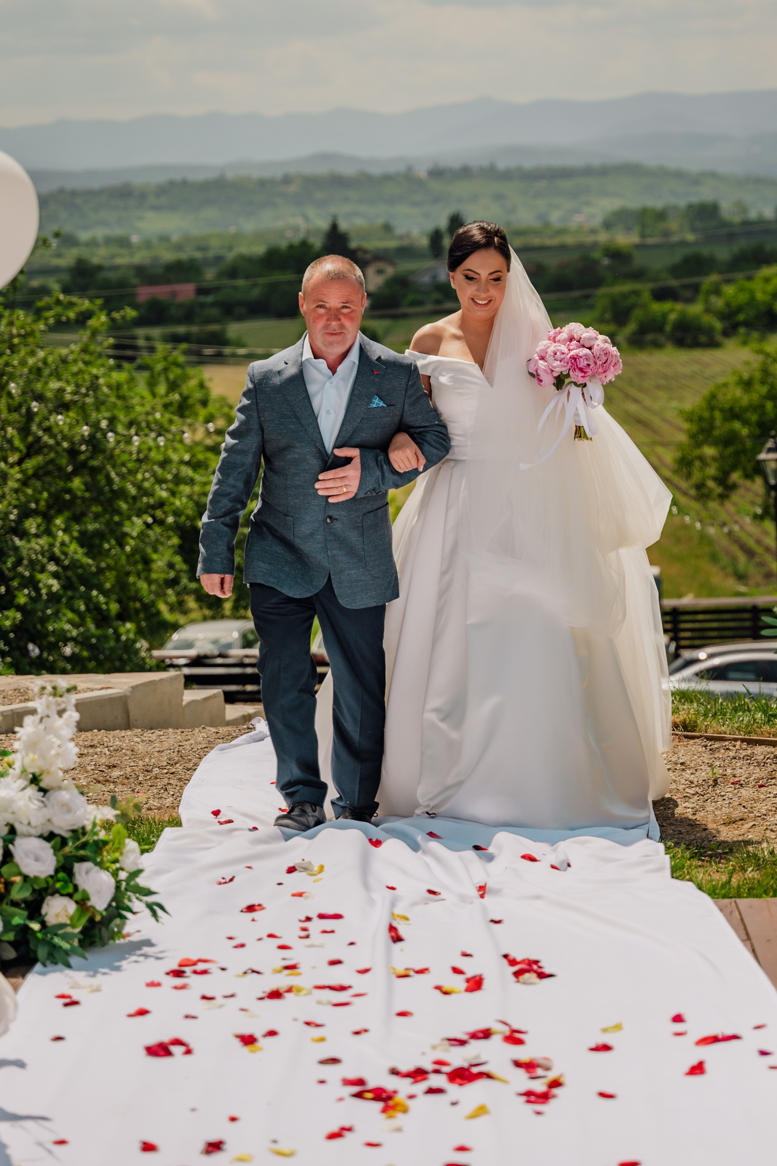 Minodora & Claudiu. Dragosbaciuartphotographer