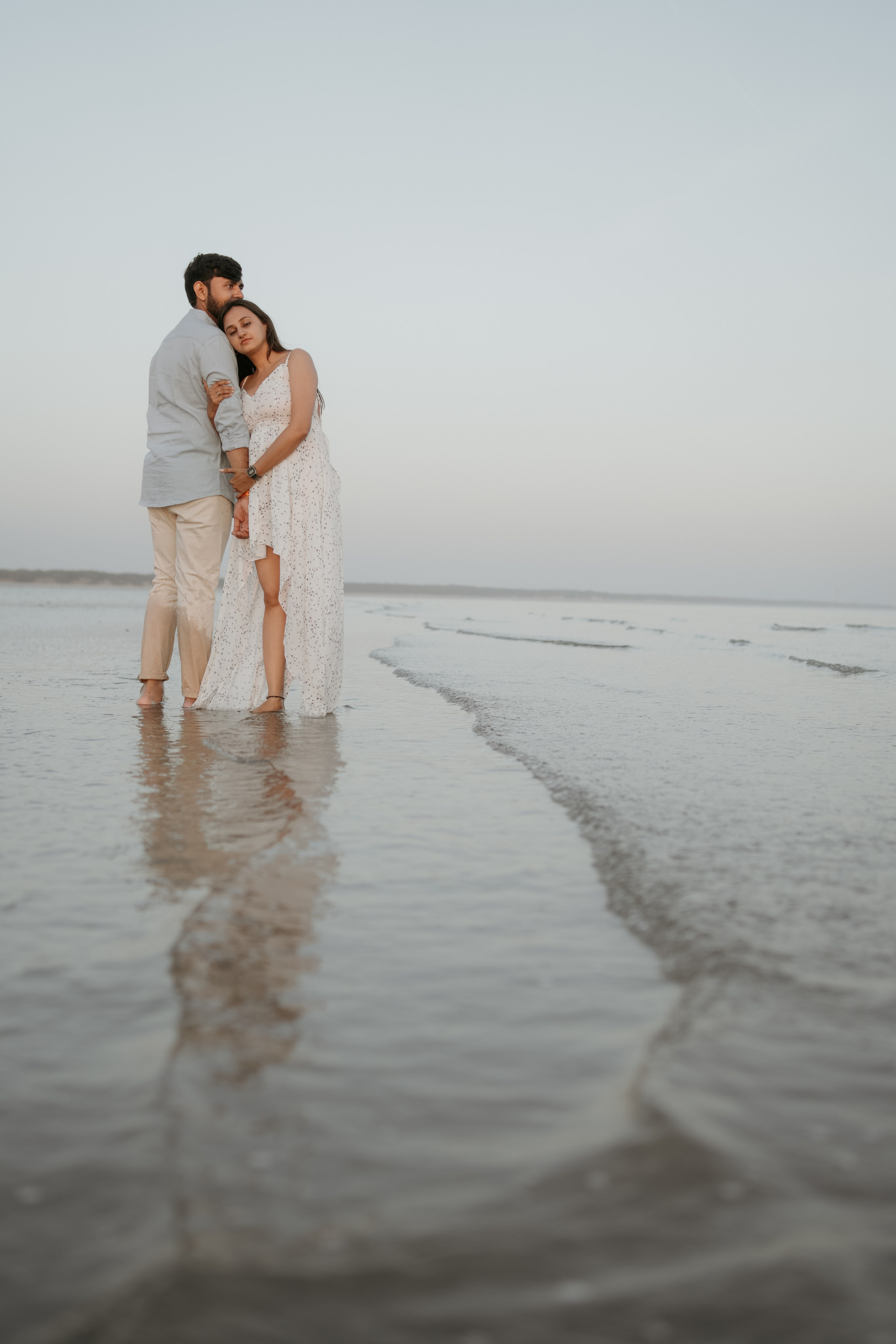 COUPLE SESSIONS. Love Emotions Weddings