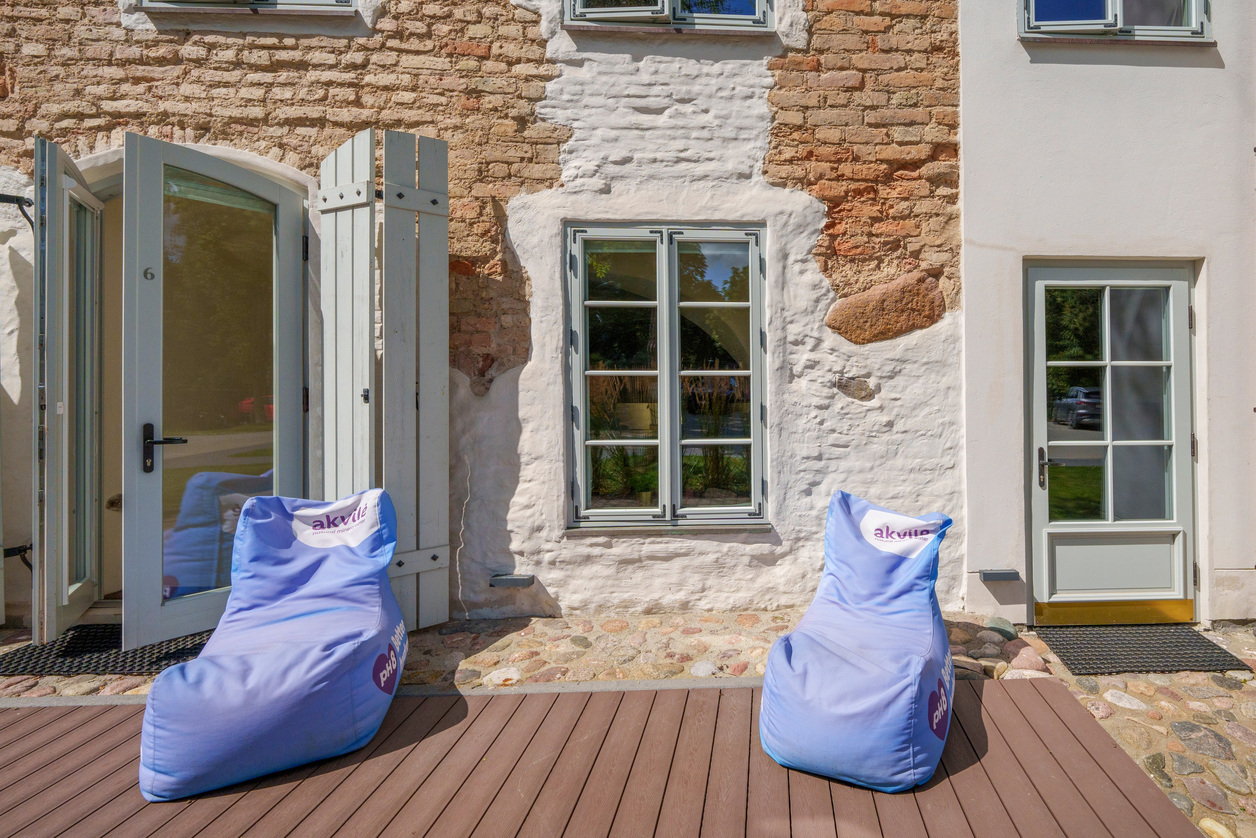 Teatro g. 7 , Vilnius. Elina Sapiega fotografė Vilniuje