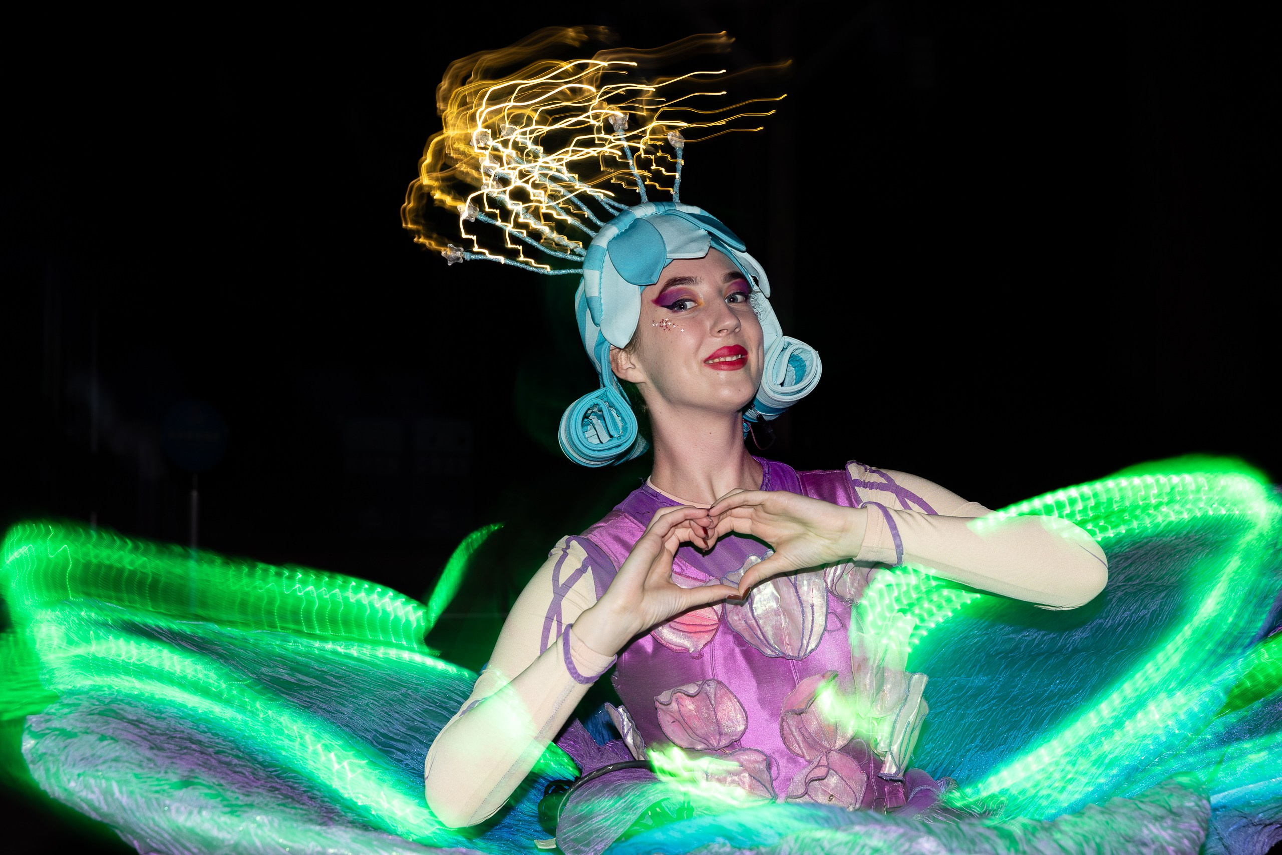 Ночной парад freezlight