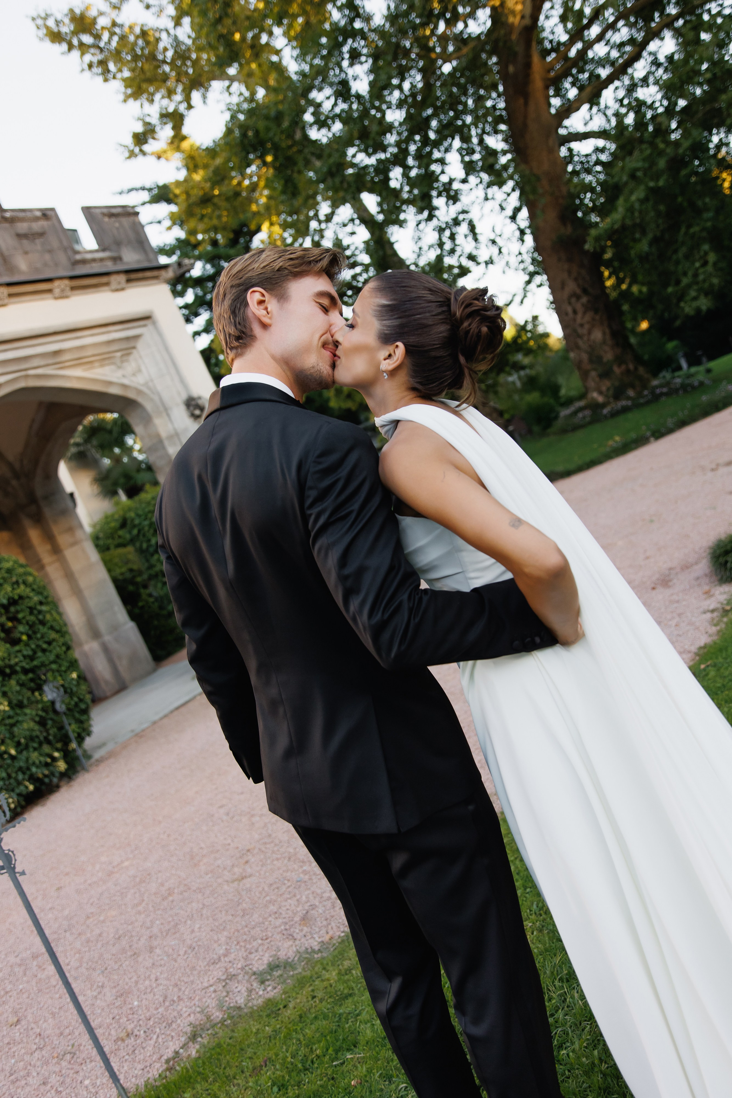 Wedding Photographer Lake Maggiore Como Italy. Wedding Photographer Rome Tuscany Como Sicily Puglia Amalfy Italy- Oksana Savenchuk