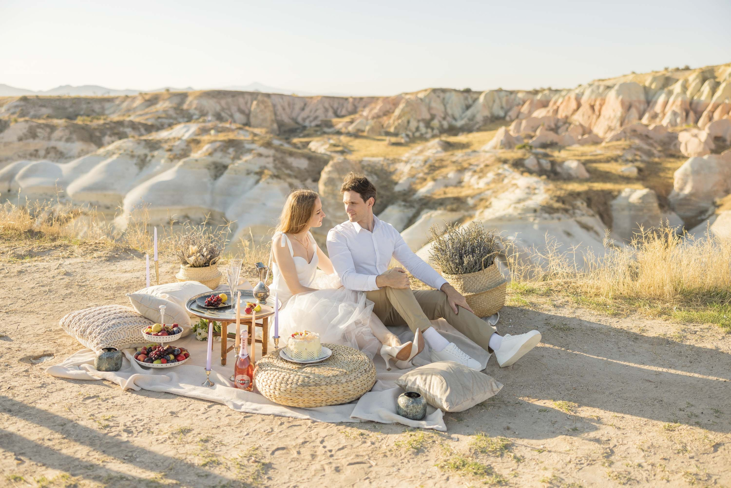 Wedding photo shoot in cappadocia. Julia Ganch I Fashion Wedding Photography I Cappadocia Turkey