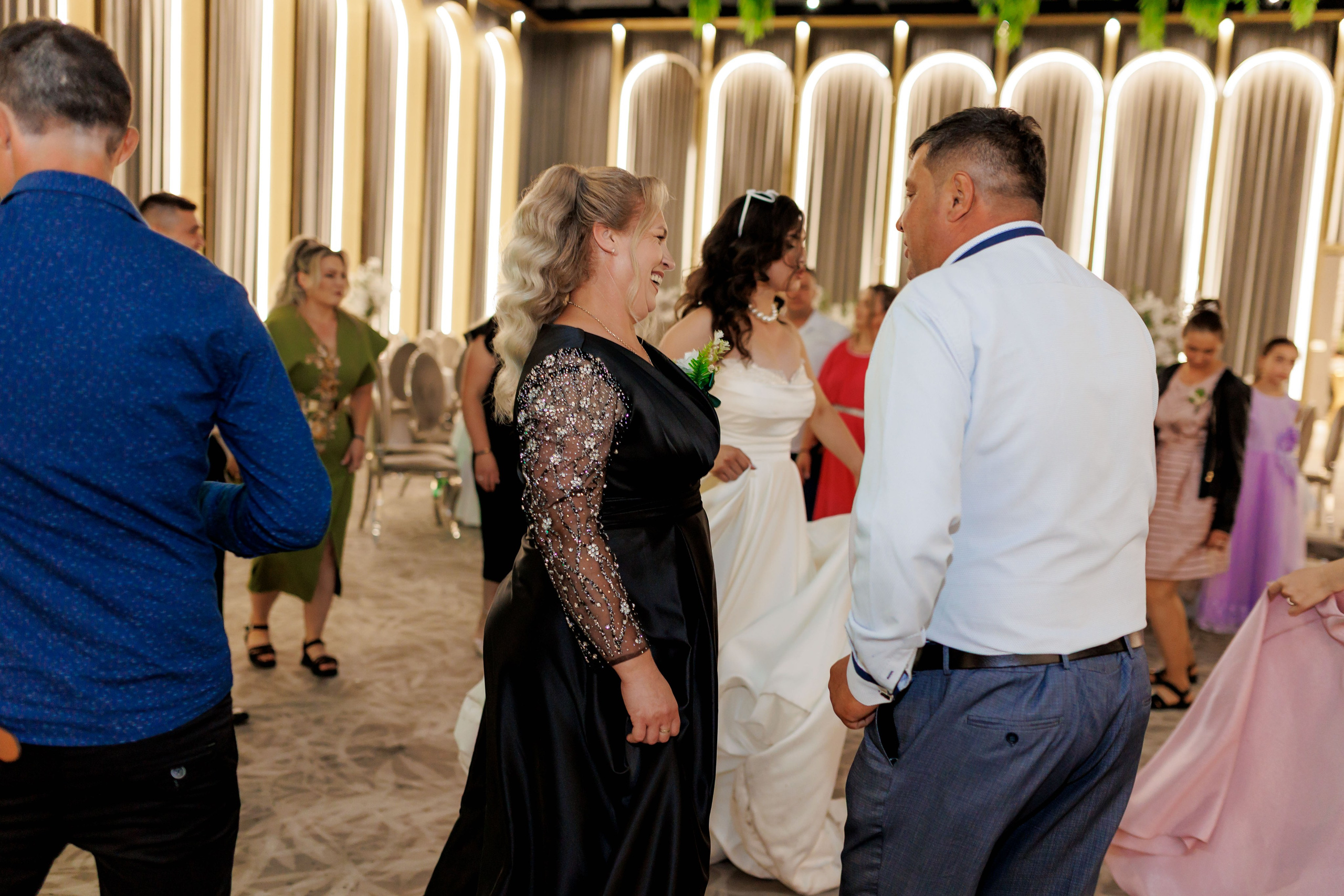 Nunta Nicoleta & Răzvan | Fotografie & Videografie Profesională. Servicii foto-video profesionale, pentru momente de neuitat