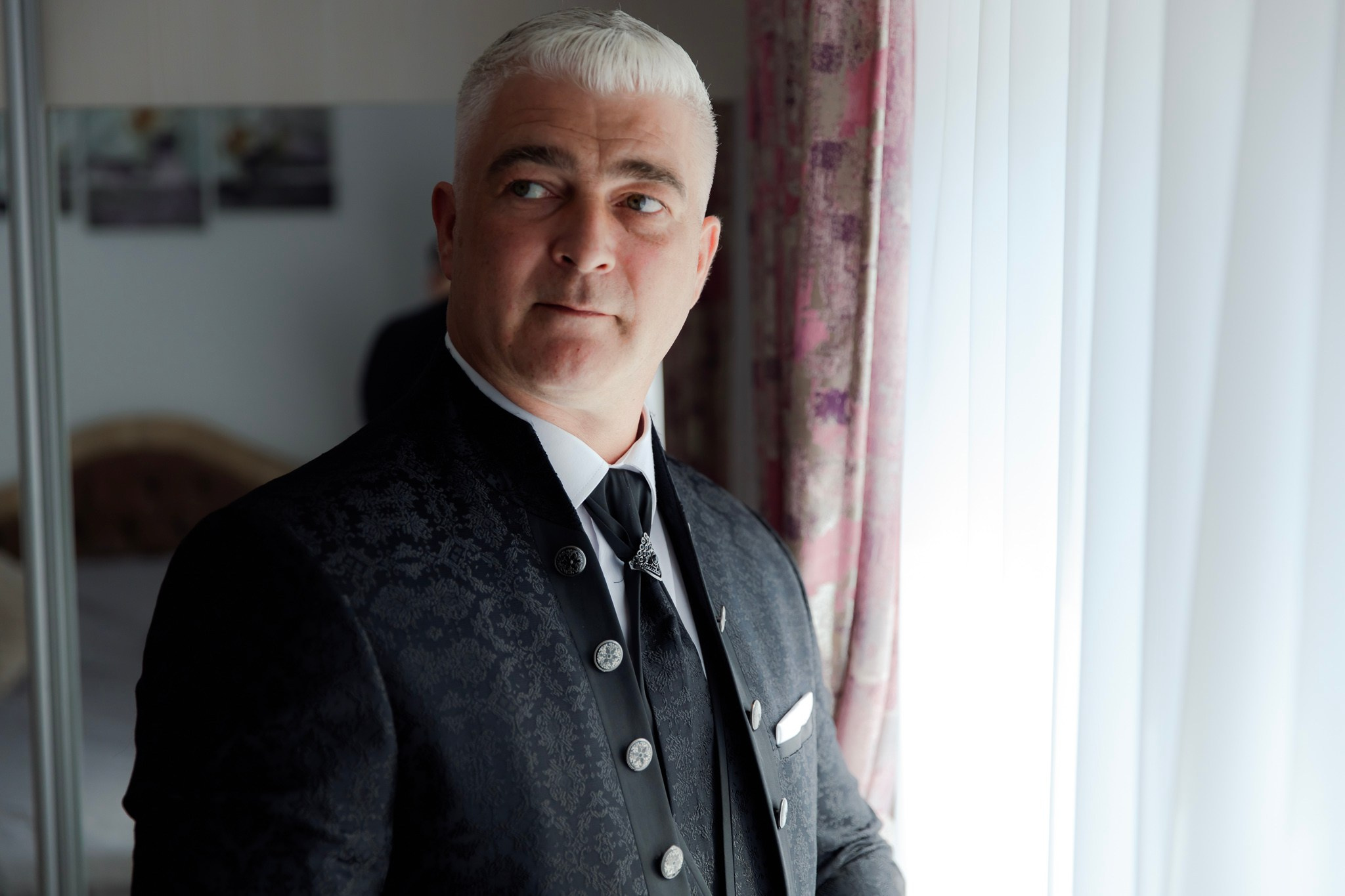 Mihai & Oana. Servicii foto-video profesionale, pentru momente de neuitat