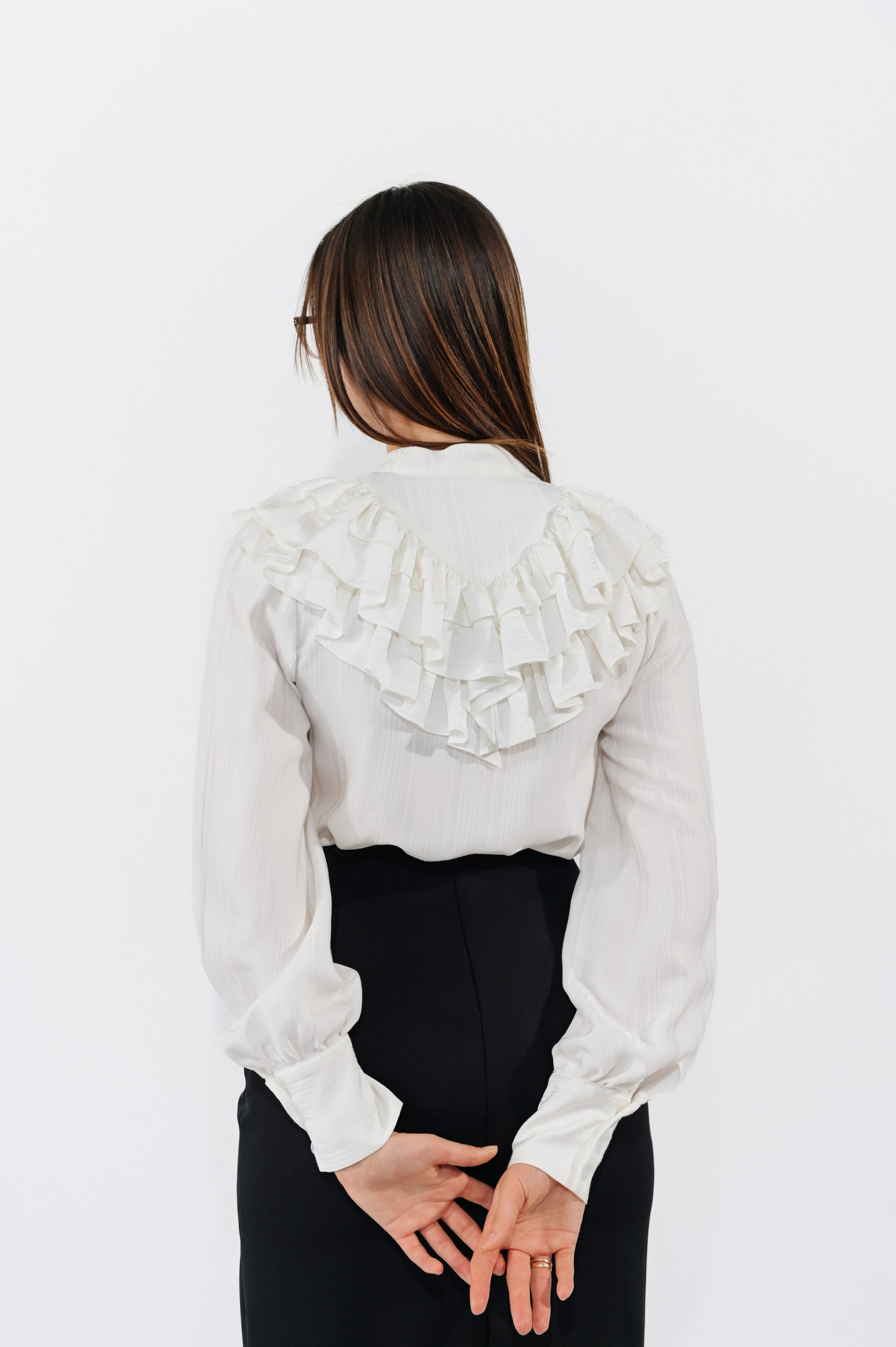 Compleu: bluză și fustă. Designer vestimentar: elaborarea, proiectarea și confectionare…