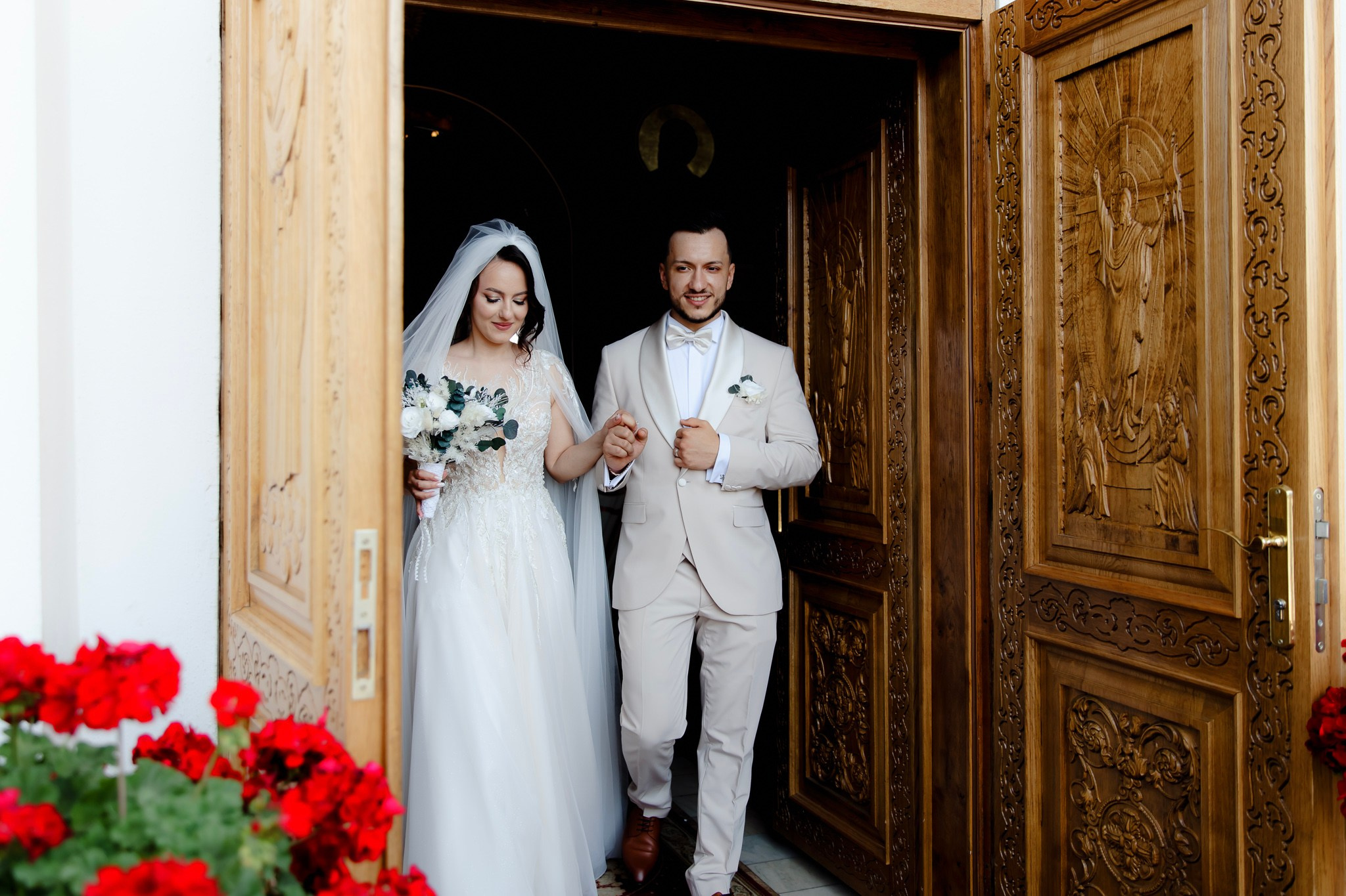 Ioana & Ionuț | Nuntă de poveste la Păstrăvăria Poiana din Mălini județul Suceava. Servicii foto-video profesionale, pentru momente de neuitat