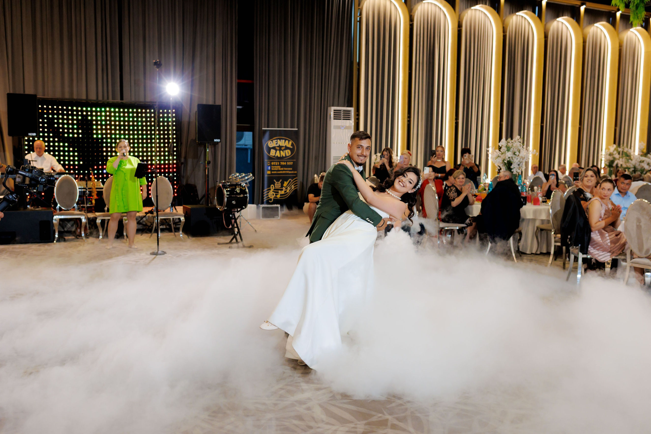 Nunta Nicoleta & Răzvan | Fotografie & Videografie Profesională. Servicii foto-video profesionale, pentru momente de neuitat