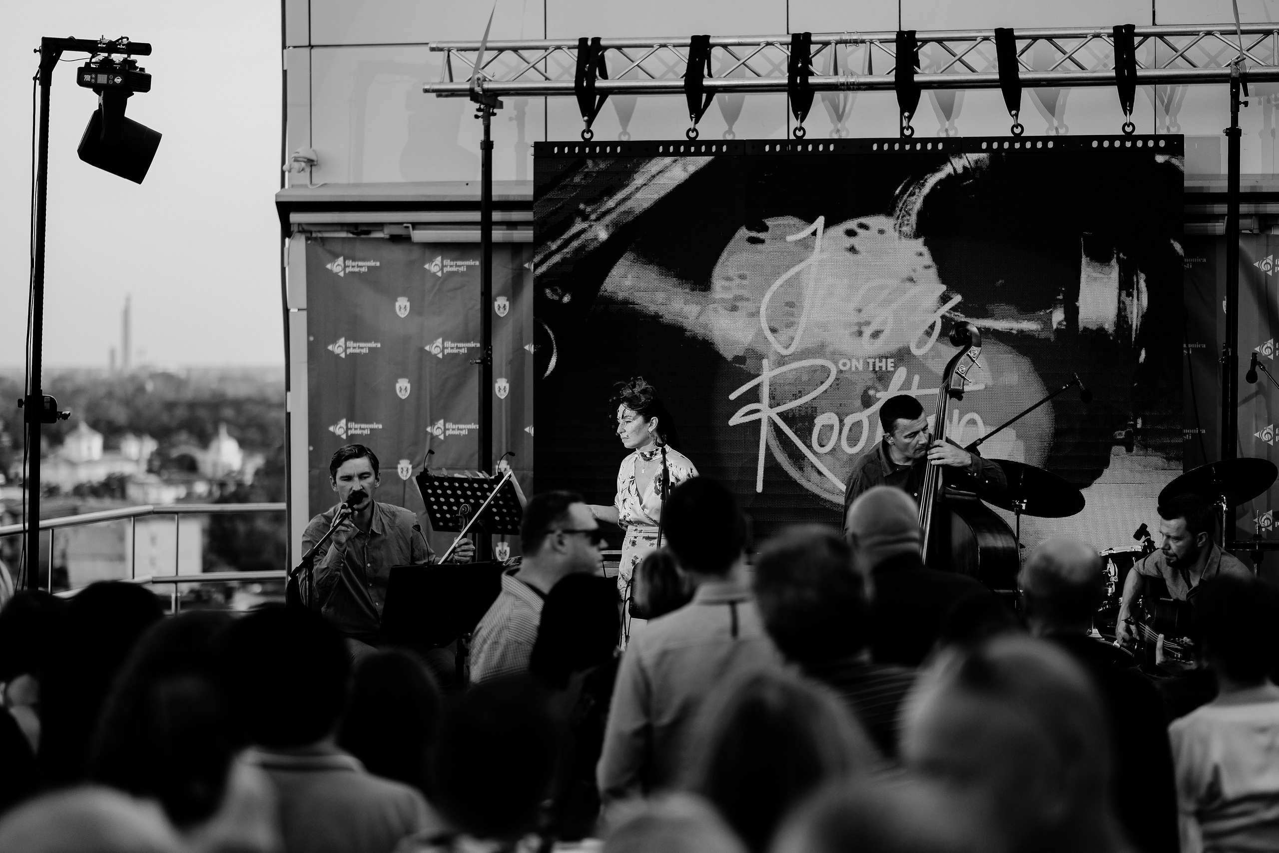 Luiza Zan & Jazzpar Trio. Hornetart