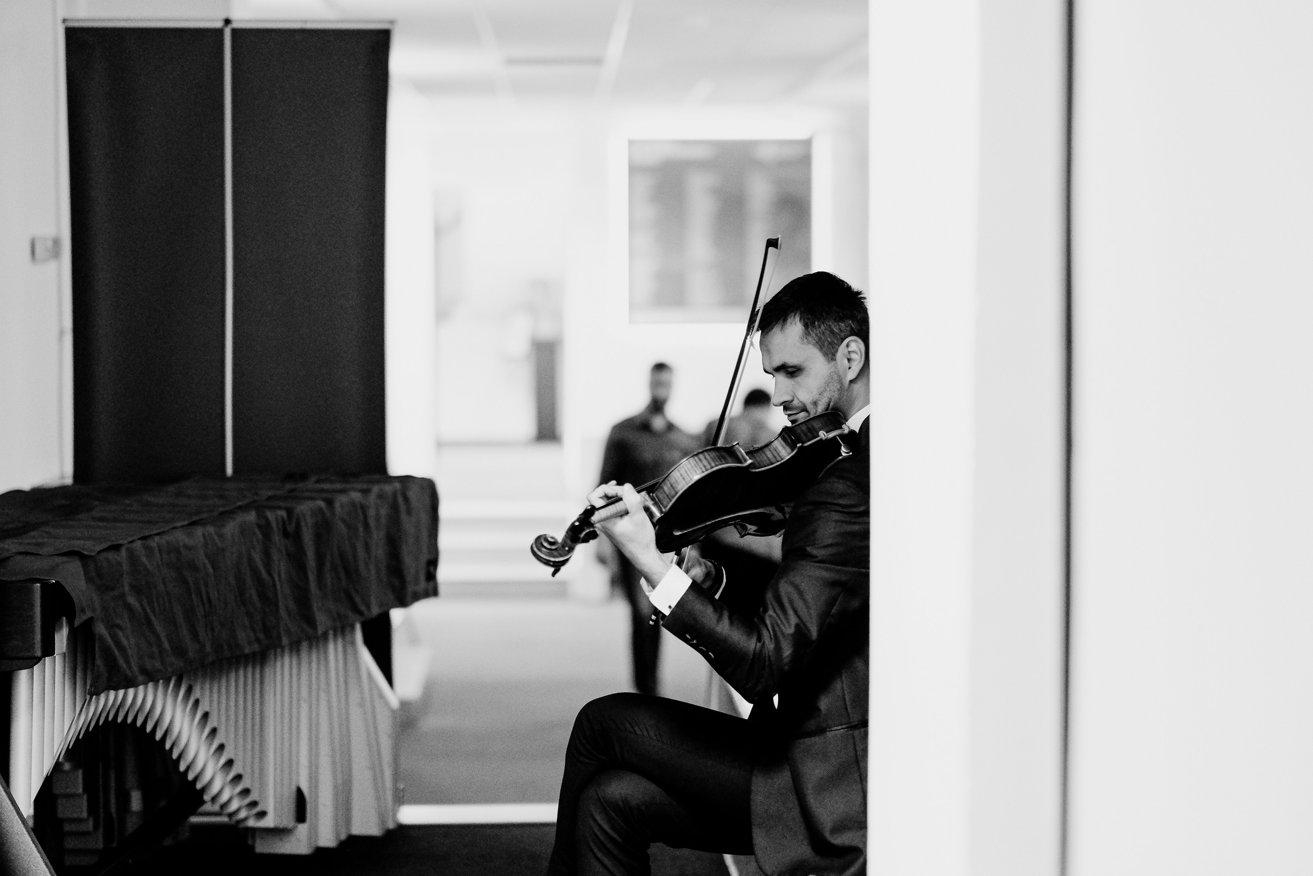 Sebastian Burneci & Simona Strungaru. Hornetart