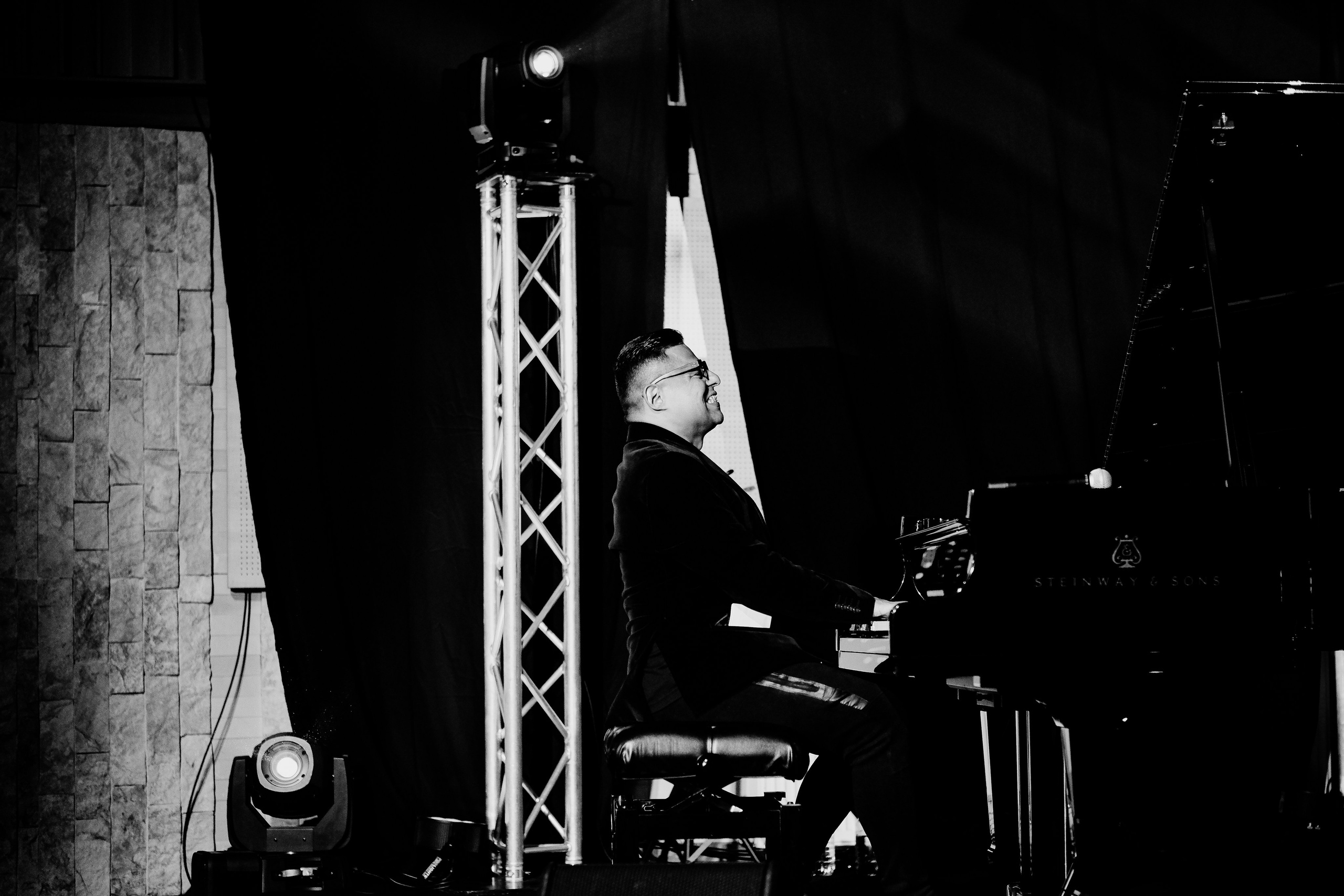 Benito Gonzalez Trio. Hornetart