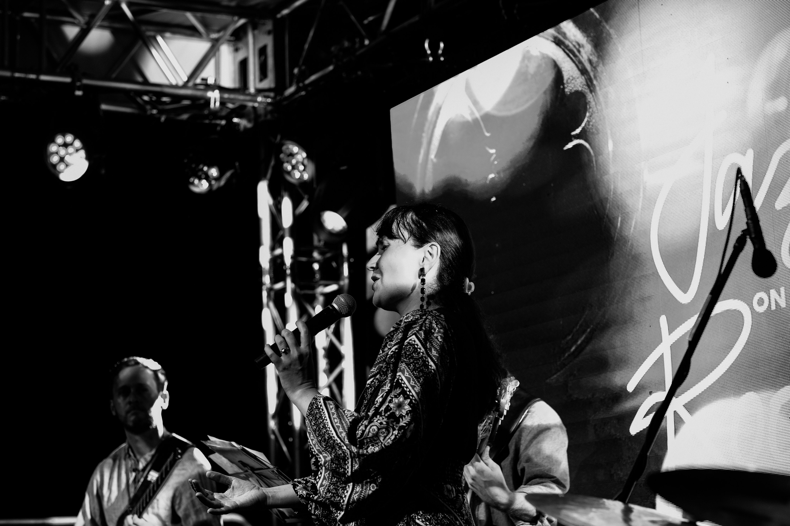 Aleka Potinga Quartet. Hornetart