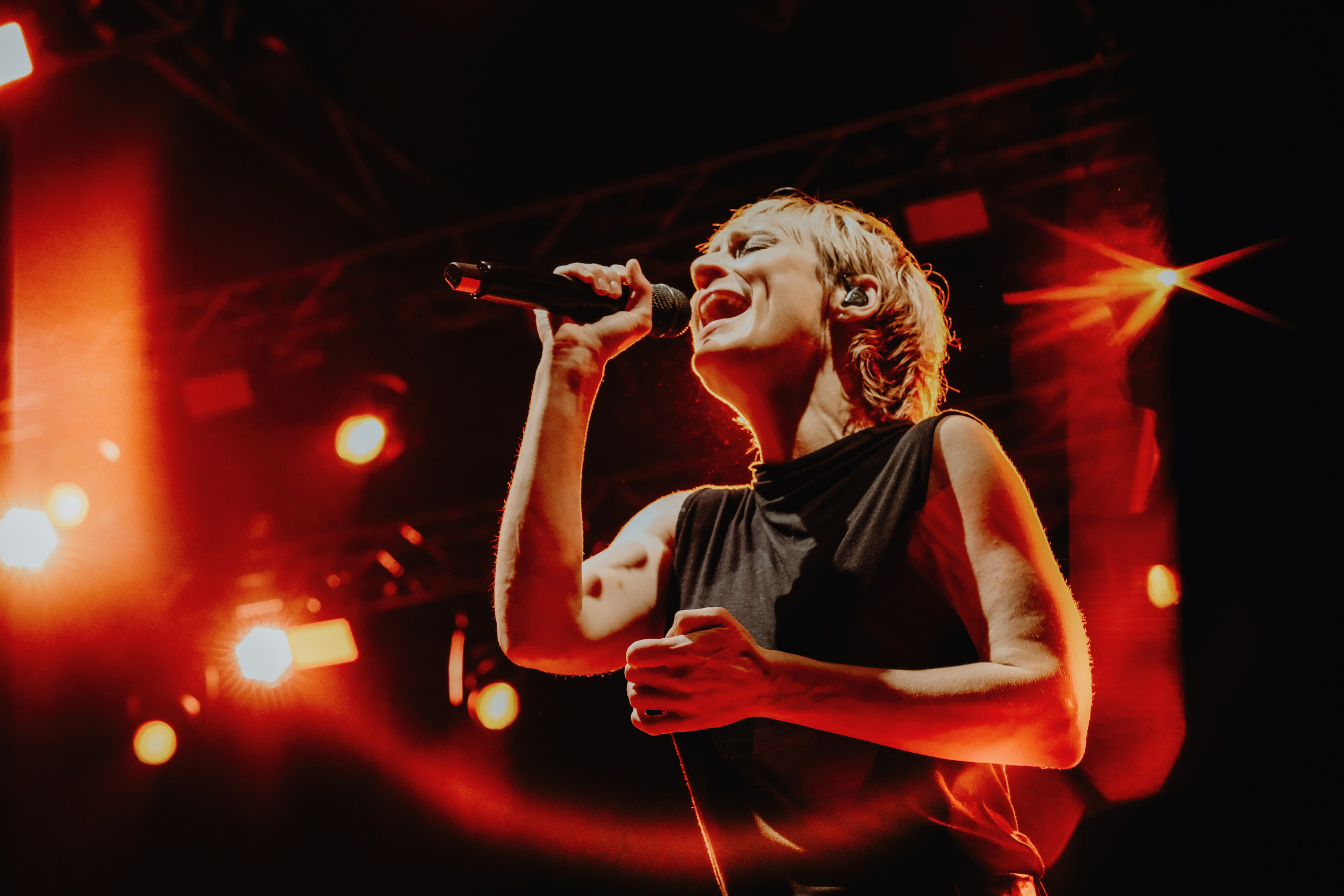 Hooverphonic. Hornetart