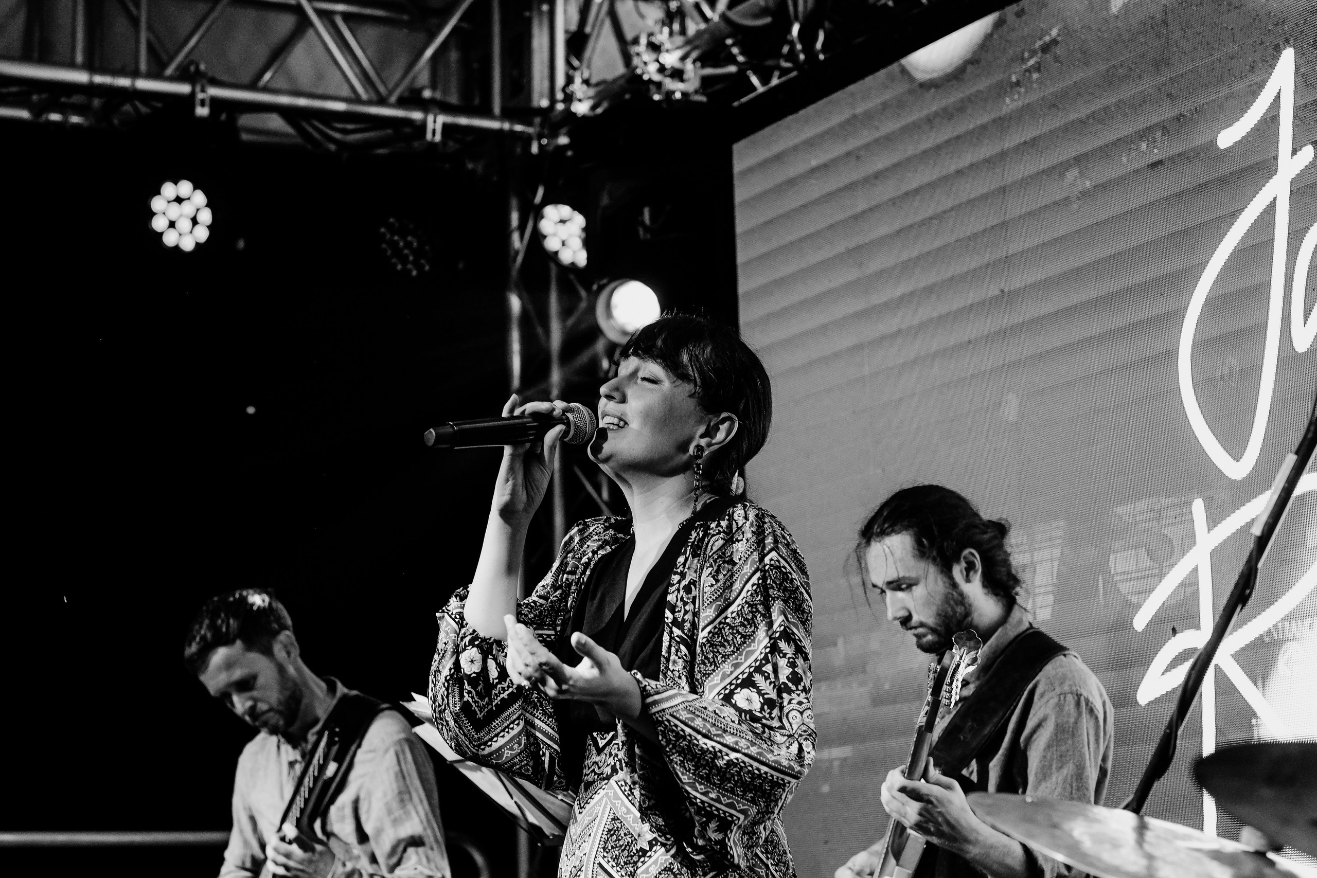 Aleka Potinga Quartet. Hornetart