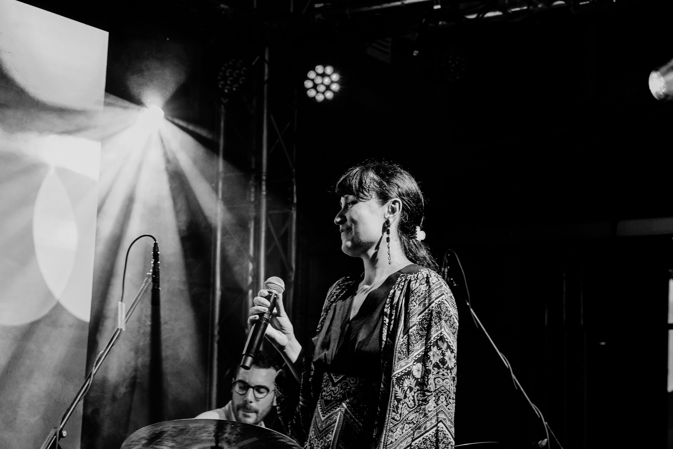 Aleka Potinga Quartet. Hornetart