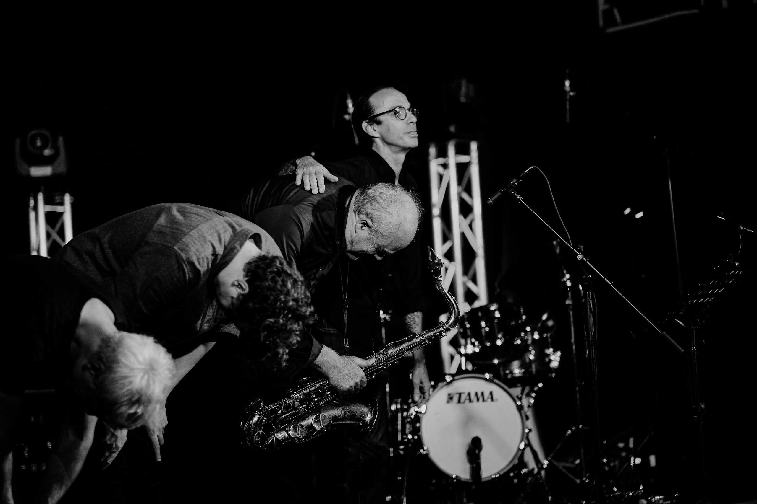 Nicolas Simion Quartet. Hornetart