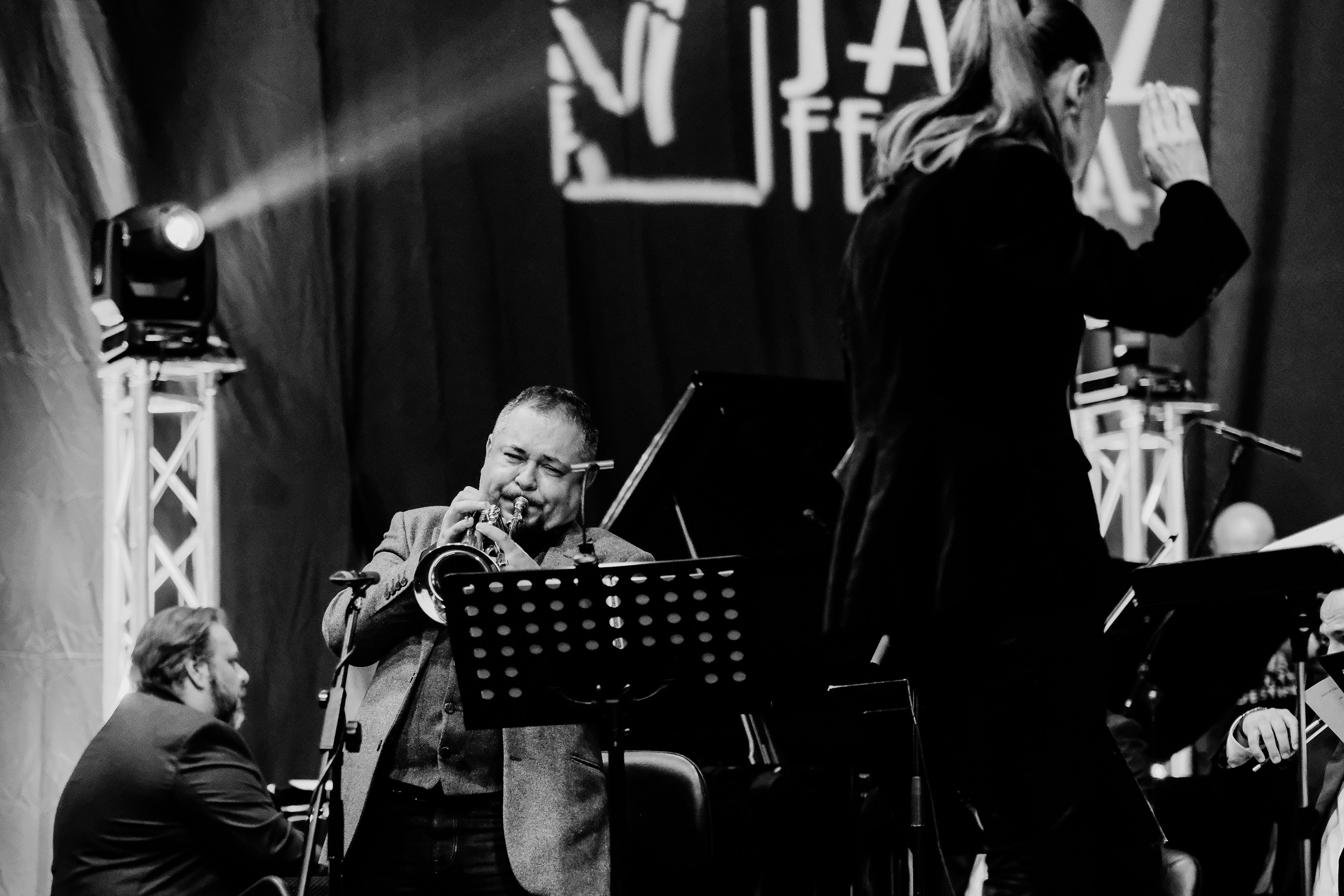 Sebastian Burneci & Simona Strungaru. Hornetart
