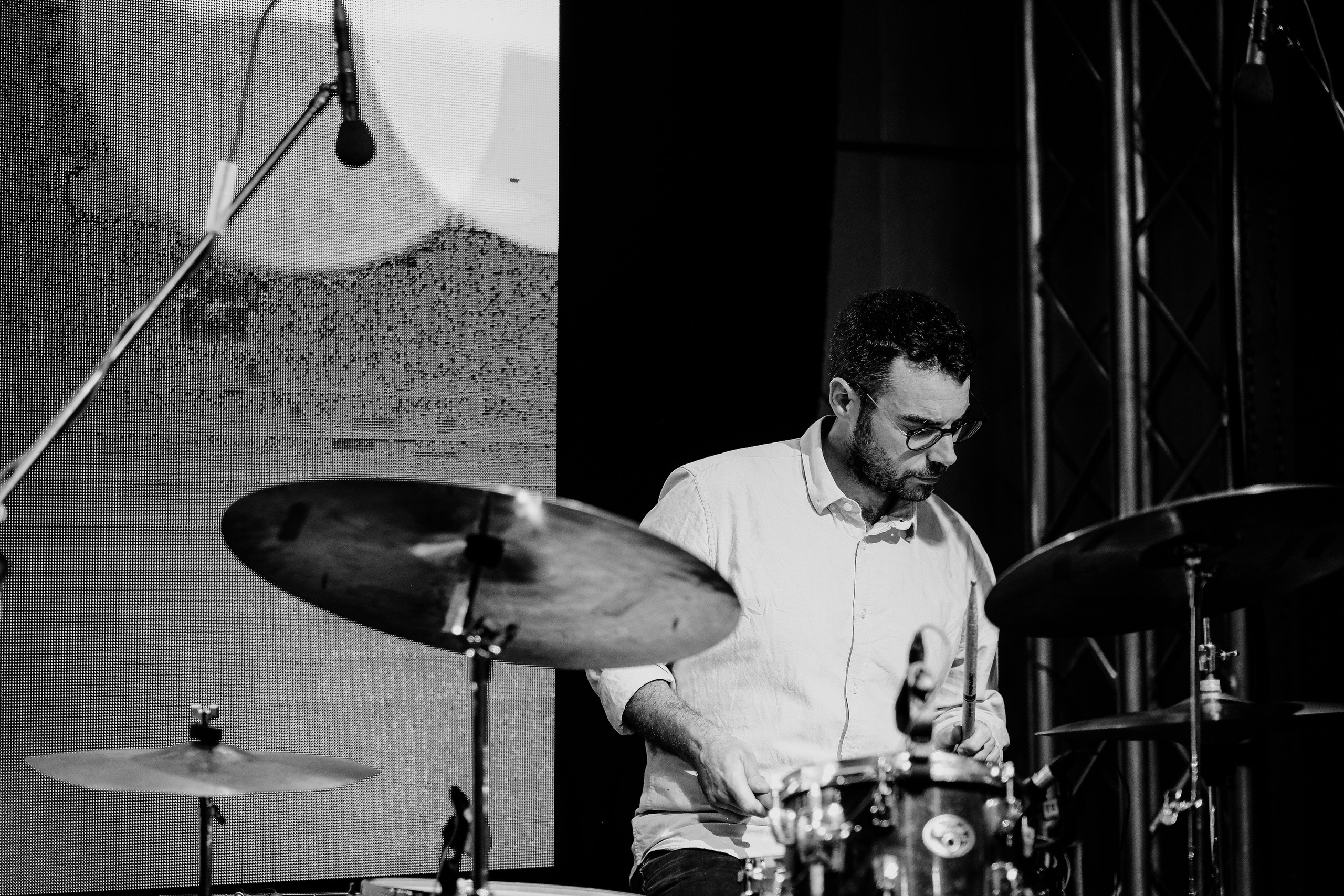Aleka Potinga Quartet. Hornetart