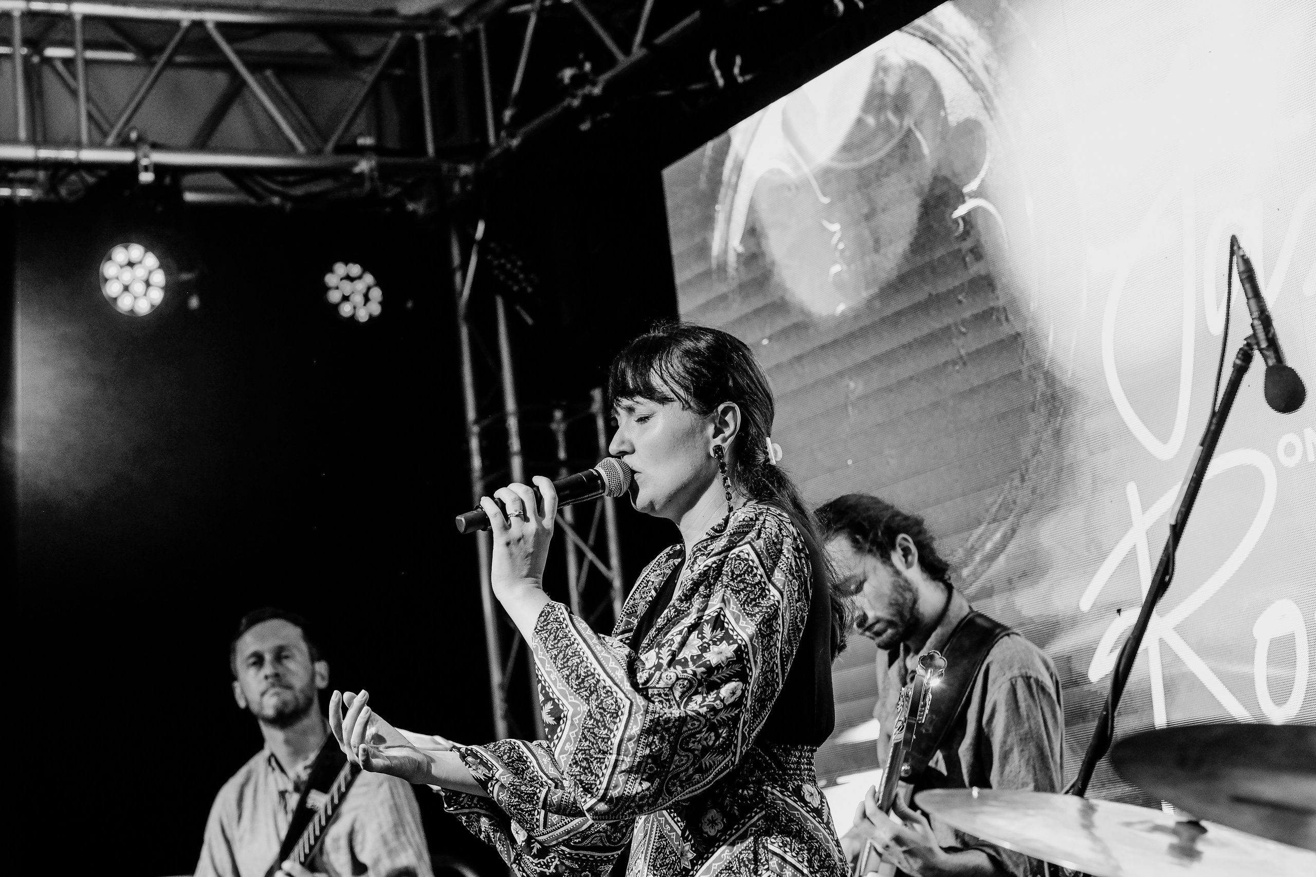 Aleka Potinga Quartet. Hornetart