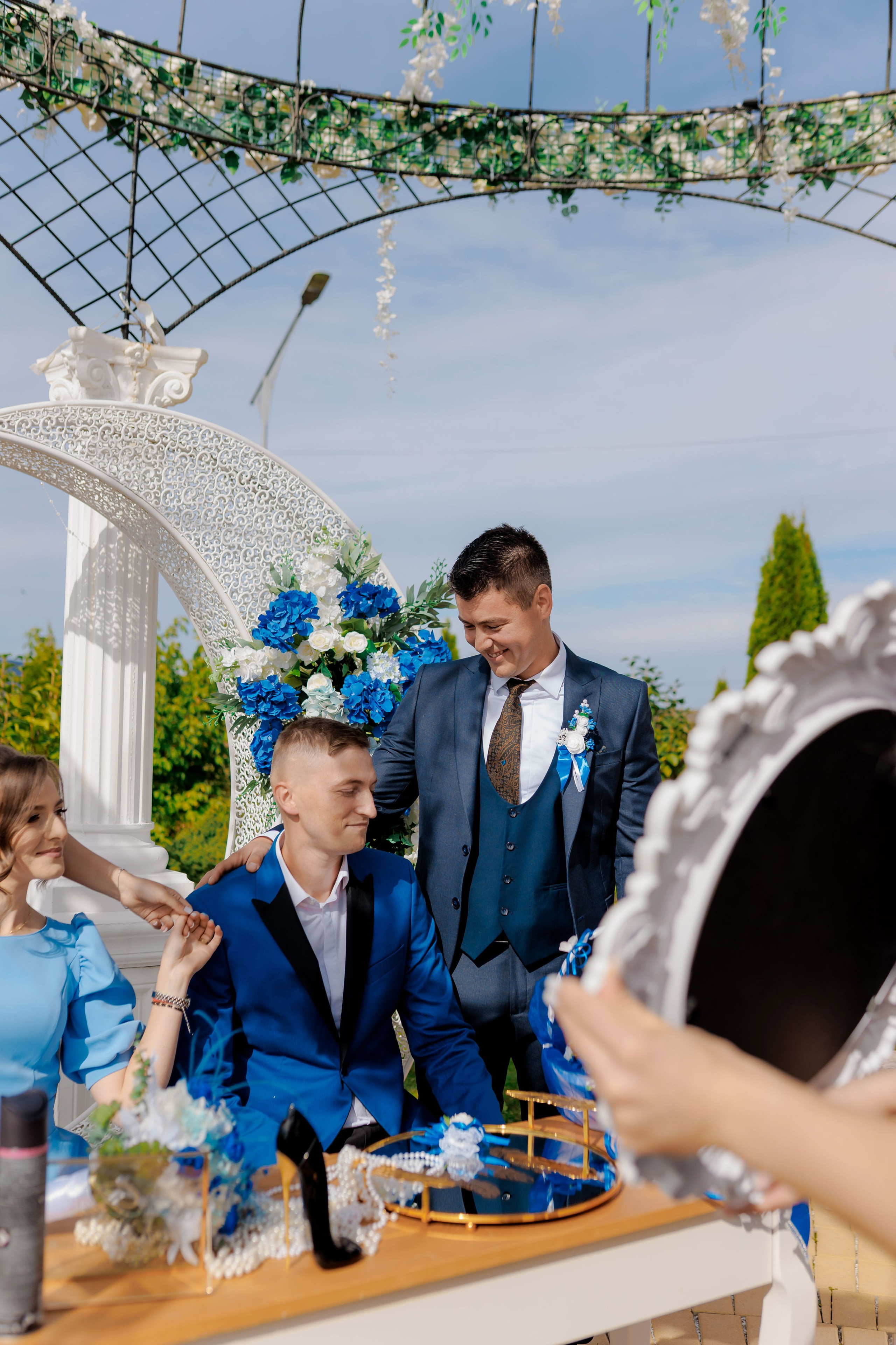 Loredana & Emilian – Ziua Nunții | Videografie - fotografie Botez Suceava, Iași, Botoșani. Servicii foto-video profesionale, pentru momente de neuitat