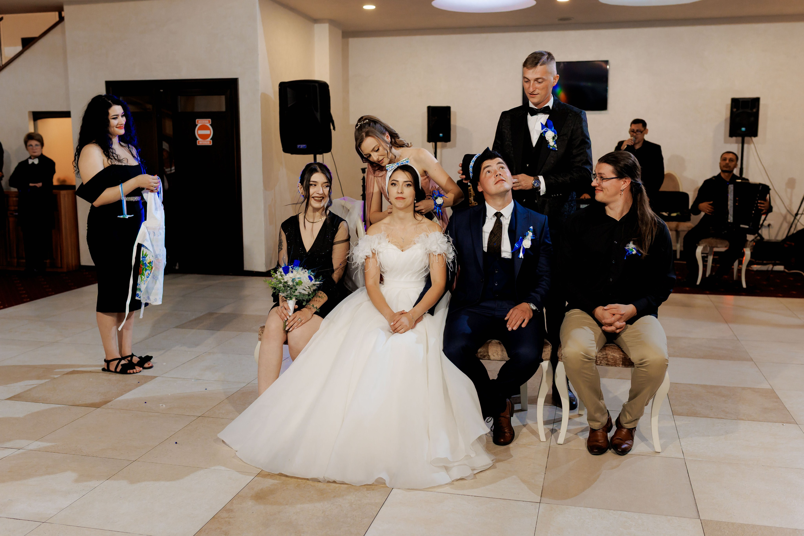 Loredana & Emilian – Ziua Nunții | Videografie - fotografie Botez Suceava, Iași, Botoșani. Servicii foto-video profesionale, pentru momente de neuitat