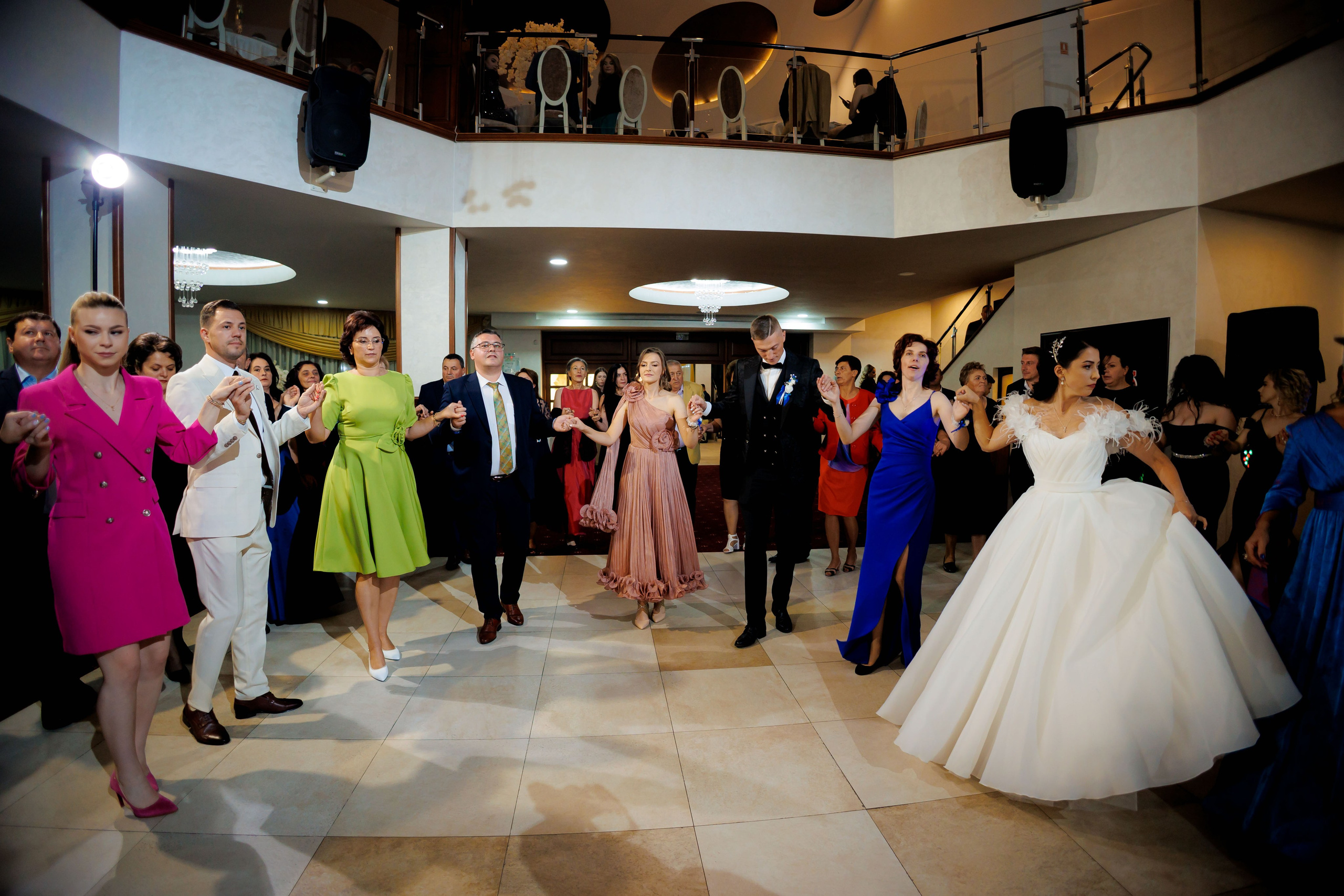 Loredana & Emilian – Ziua Nunții | Videografie - fotografie Botez Suceava, Iași, Botoșani. Servicii foto-video profesionale, pentru momente de neuitat