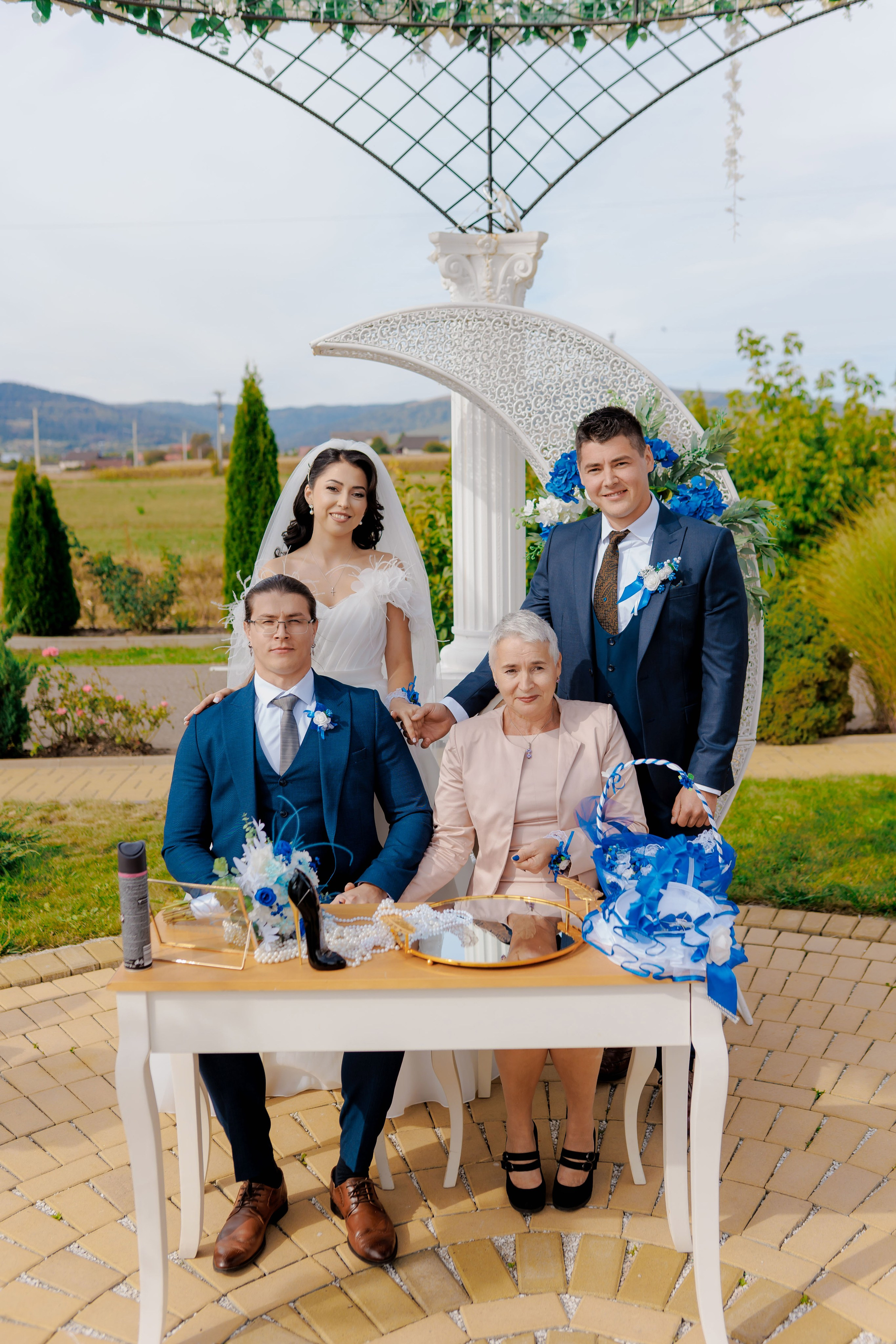 Loredana & Emilian – Ziua Nunții | Videografie - fotografie Botez Suceava, Iași, Botoșani. Servicii foto-video profesionale, pentru momente de neuitat