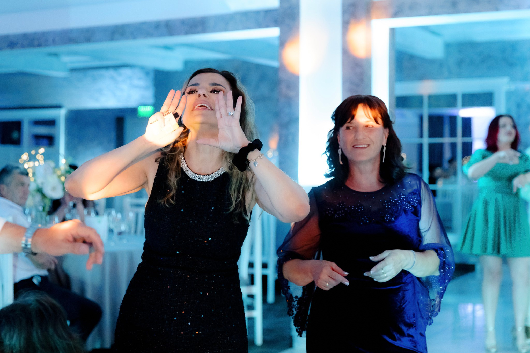 Ioana & Ionuț | Nuntă de poveste la Păstrăvăria Poiana din Mălini județul Suceava. Servicii foto-video profesionale, pentru momente de neuitat