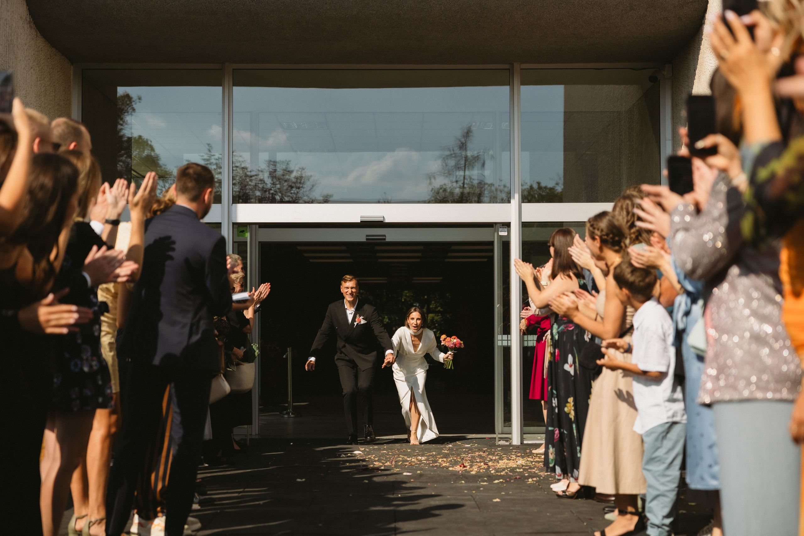 Miglė ir Mindaugas | 2024 | MIESTO VESTUVĖS. Vestuvių ir šeimų fotografė Lena Bondarenko / belove photo