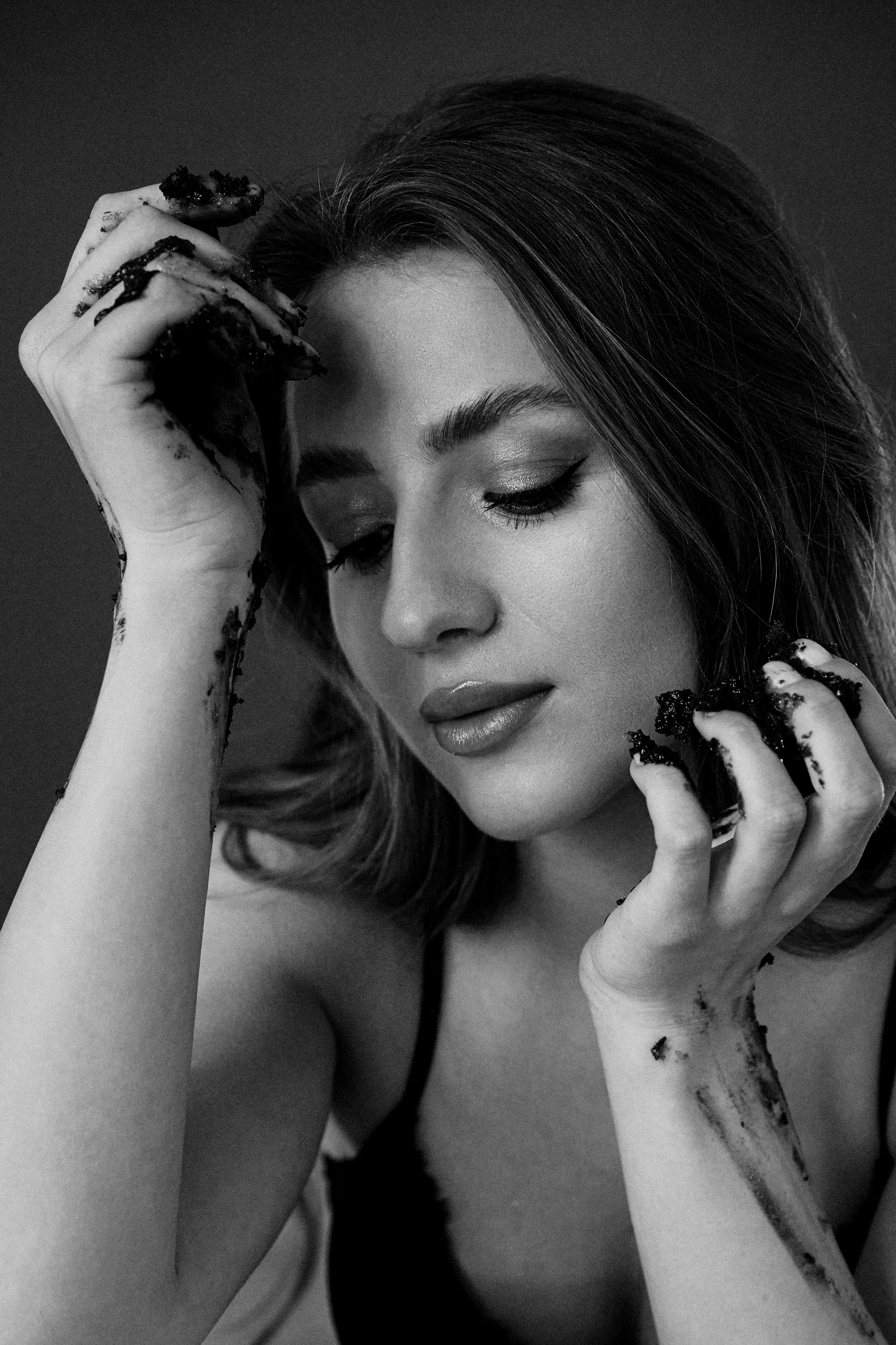 Анна. Черно-белый портрет. Фотограф в Барселоне Жанна Захарченко
