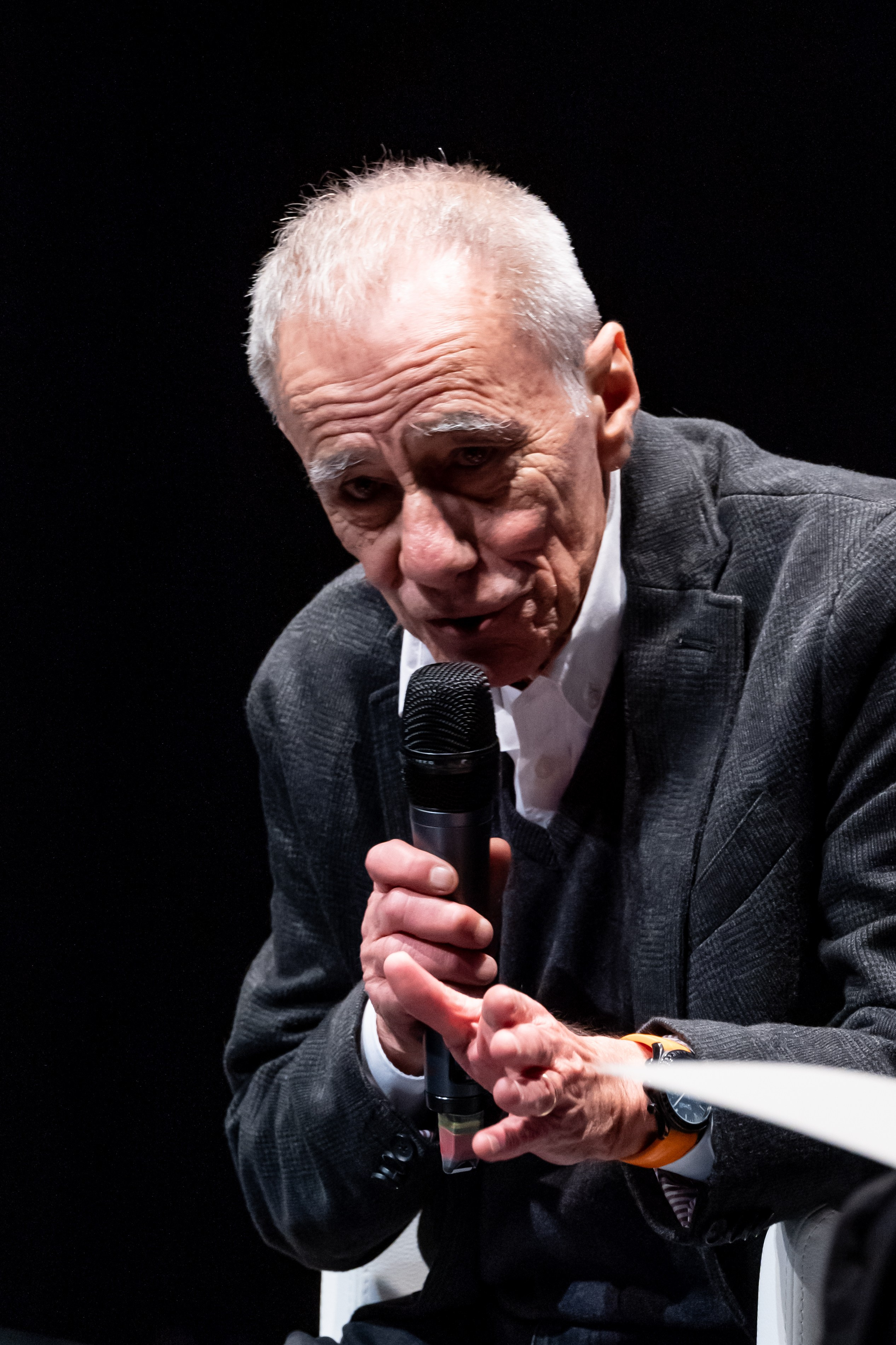 Roberto Vecchioni Teatro Alba. “Gianmaria Coscia fotografo per passione”