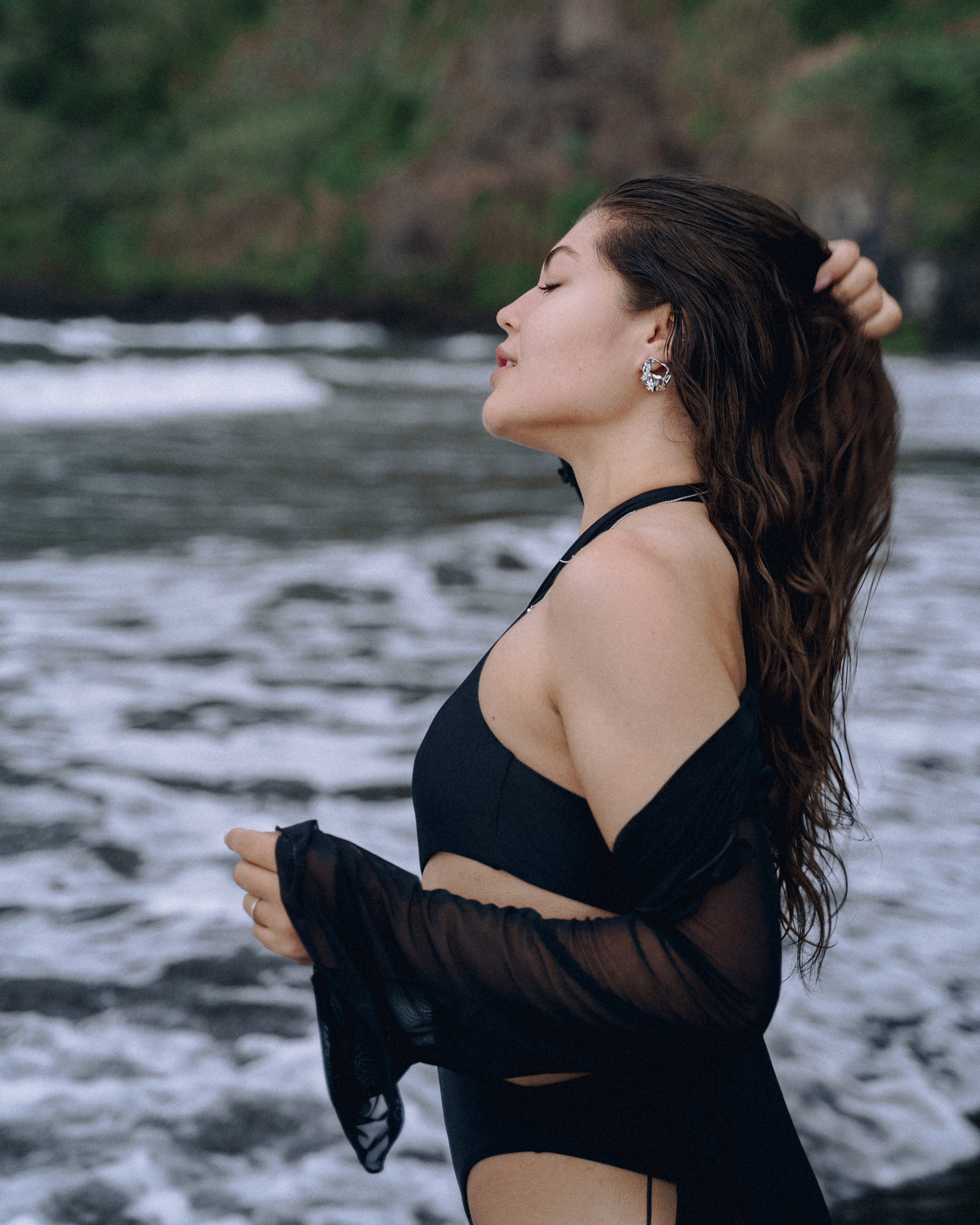 Daria — Seixal Beach Photoshoot in Misty Weather | Photographer Madeira. Your photographer in Madeira