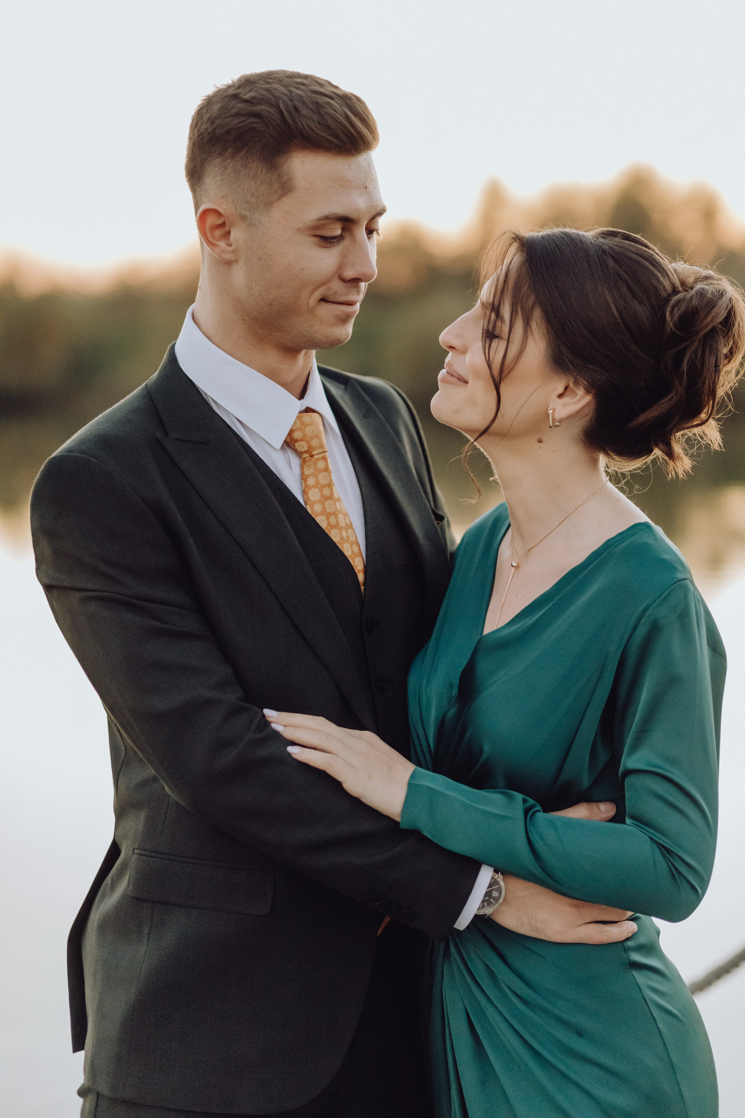 Andrei & Denisa. Wedding & couple photographer from Romania Rut Vetan