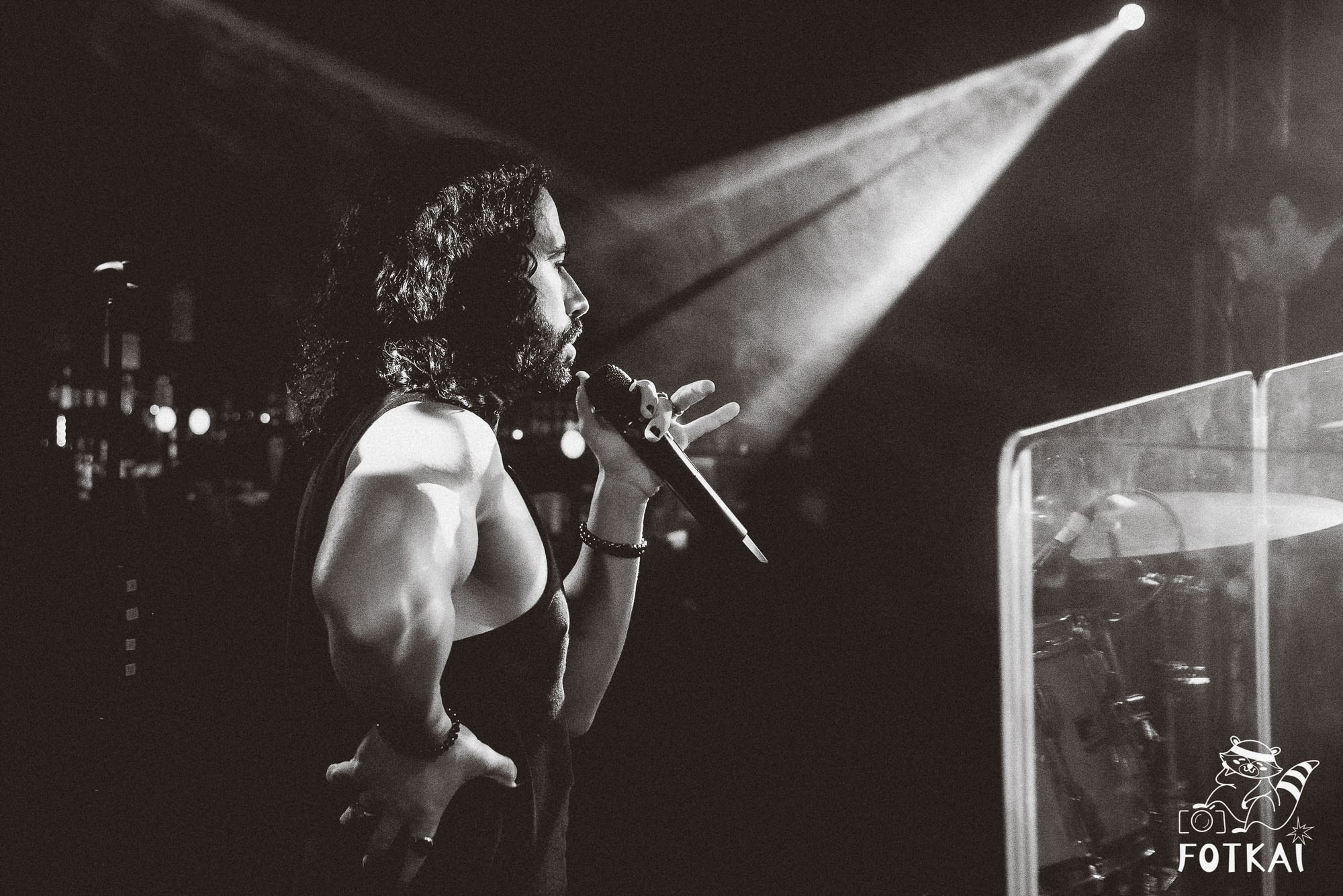 DENISDENIS — reportaje fotográfico del concierto en la Sala Marearock (Alicante) | FOTKAI