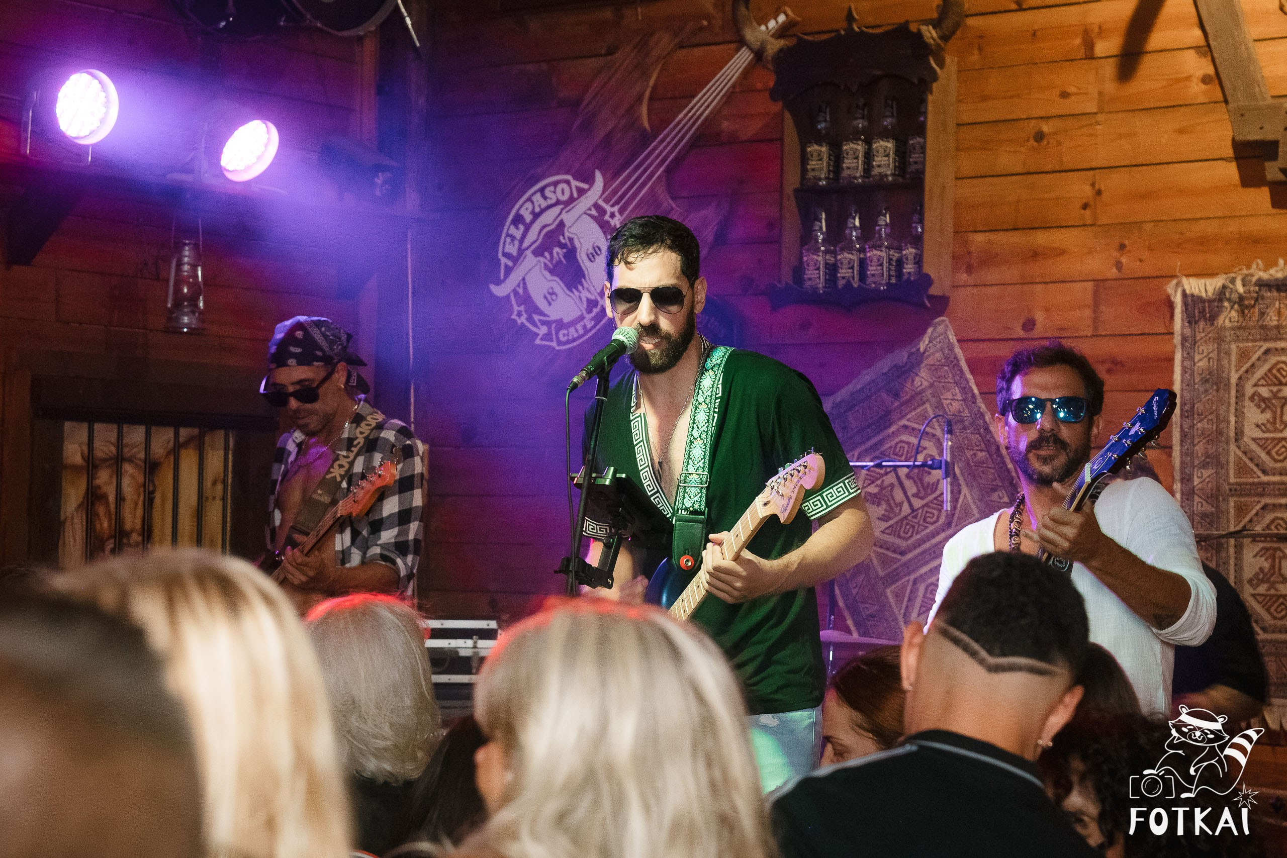 Stones of the Coast en El Paso Rock Bar Torrevieja: Reportaje fotográfico 20.09.25 | FOTKAI