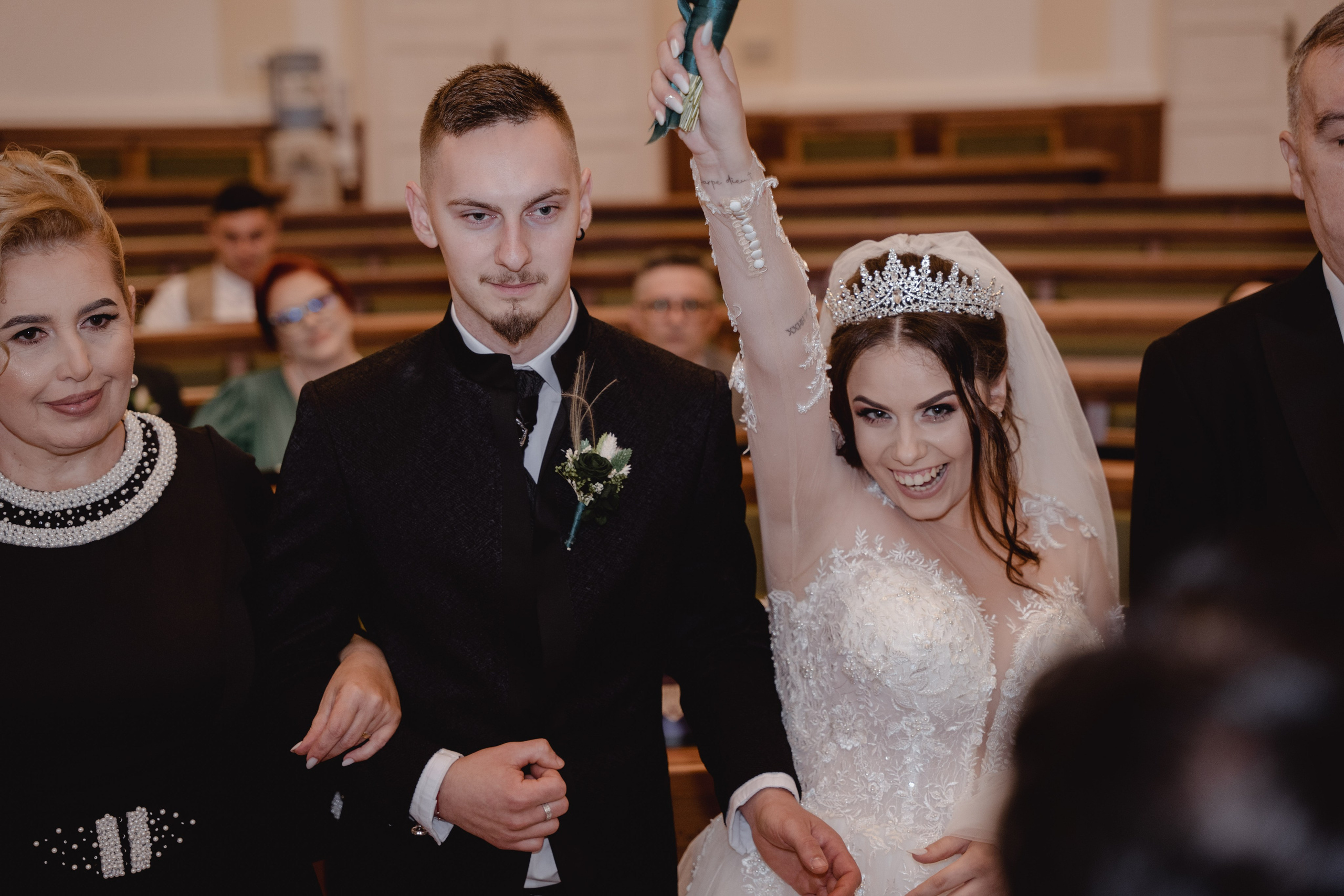 Nunta Teodora & Raul – Fotograf Videograf Emerald Oradea