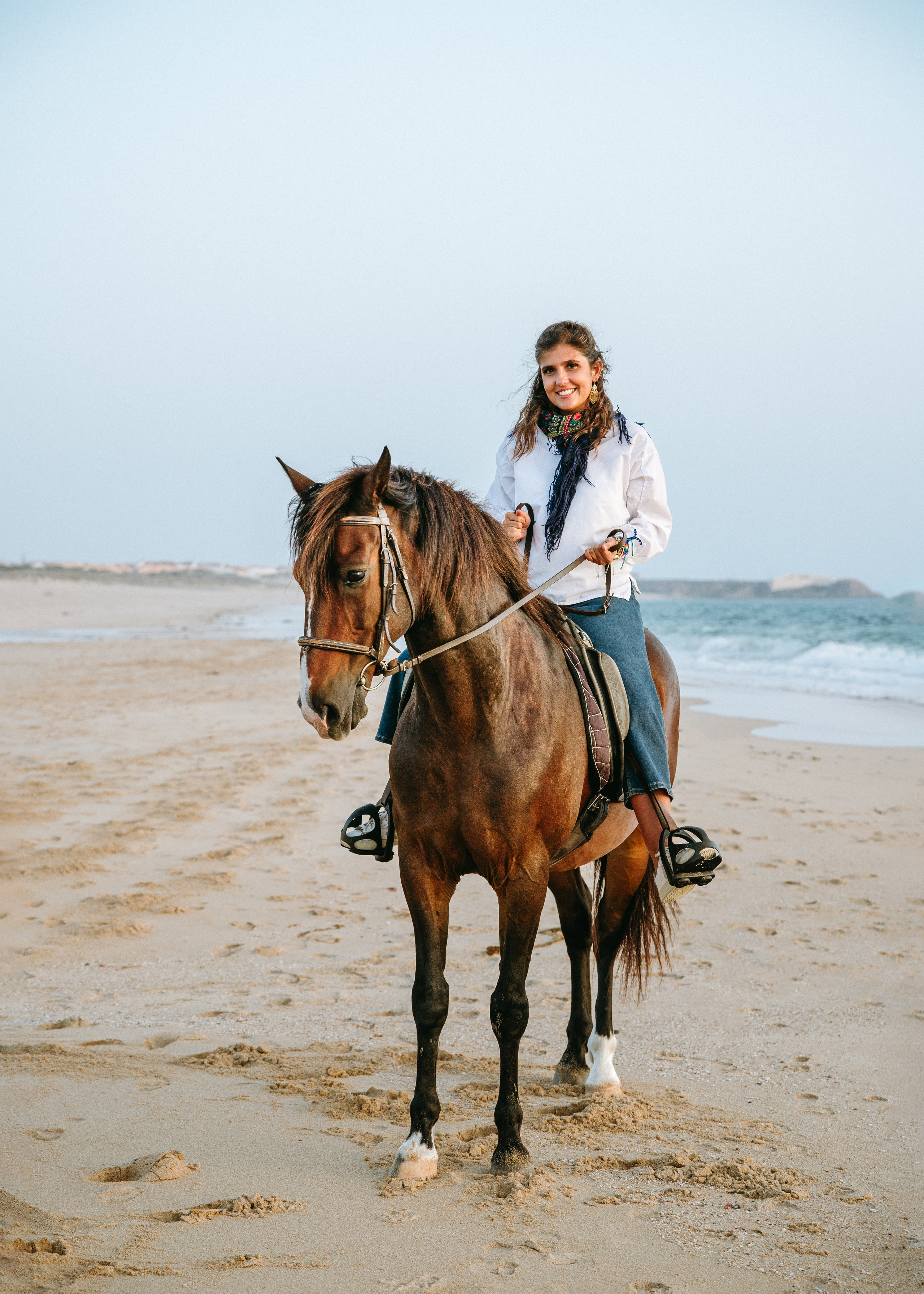 Marlene & Tiago com filhos. Passeios a Cavalo na Praia Peniche | Eco Salgados Agroturismo